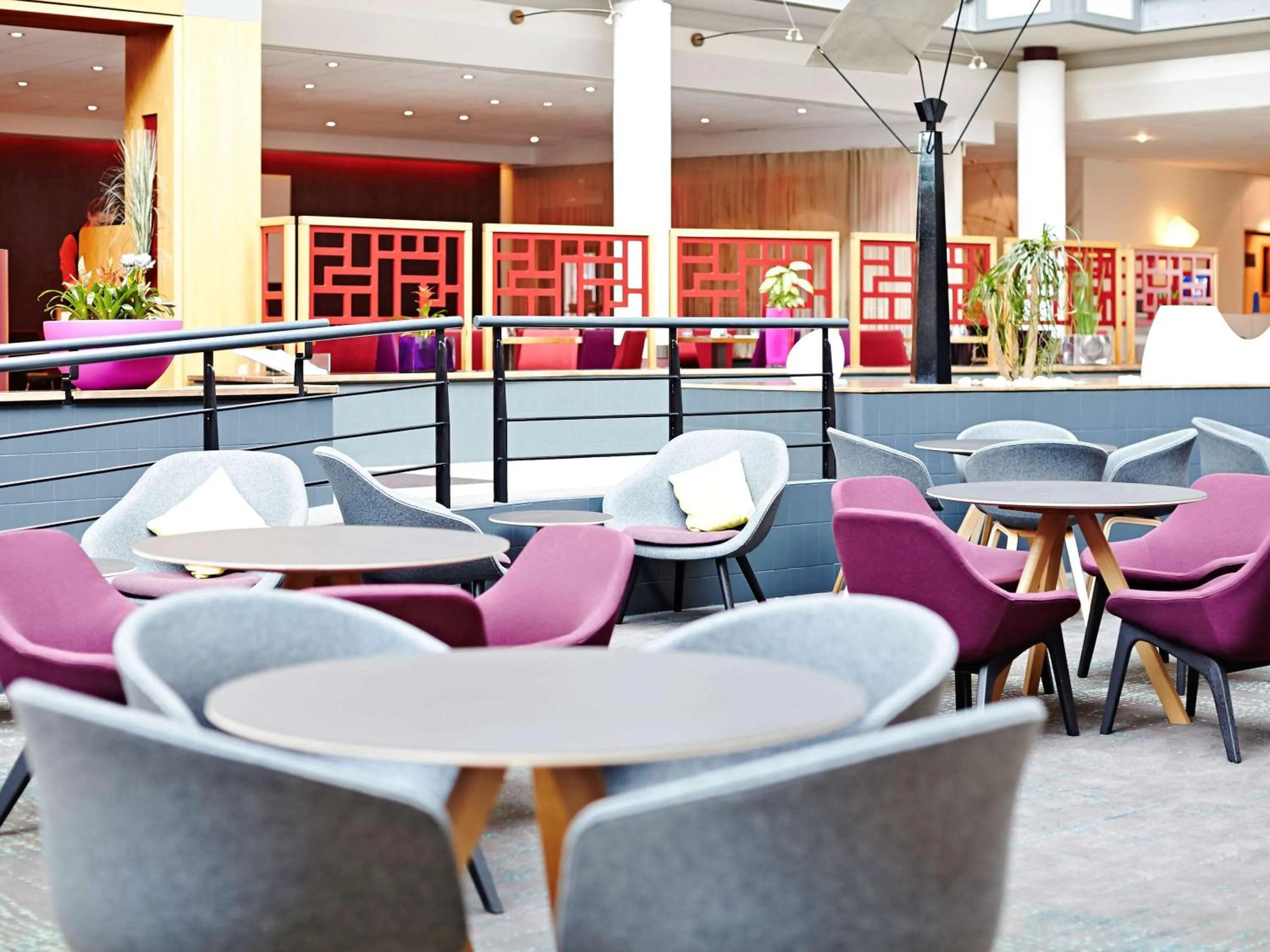 Restaurant/Places to Eat in Novotel London Heathrow Airport M4 Jct. 4