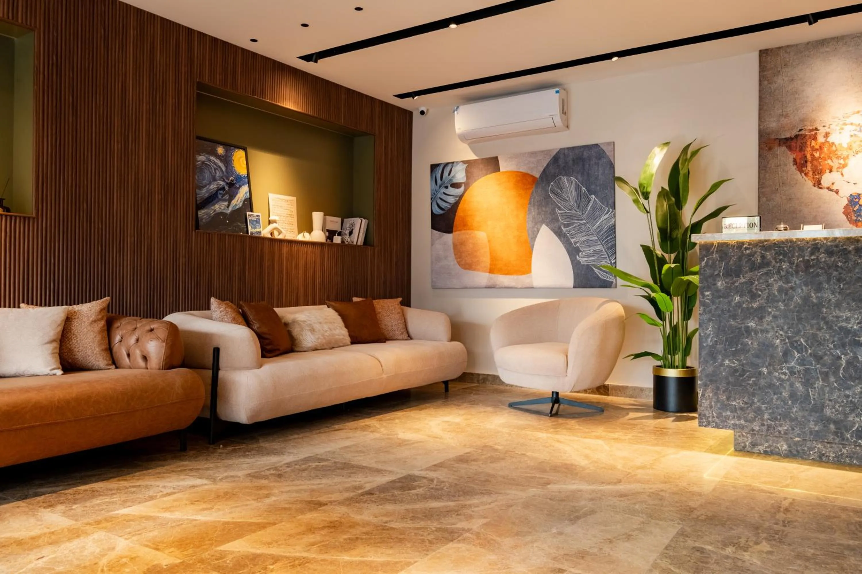 Lobby or reception in FLY POINT AIRPORT HOTEL