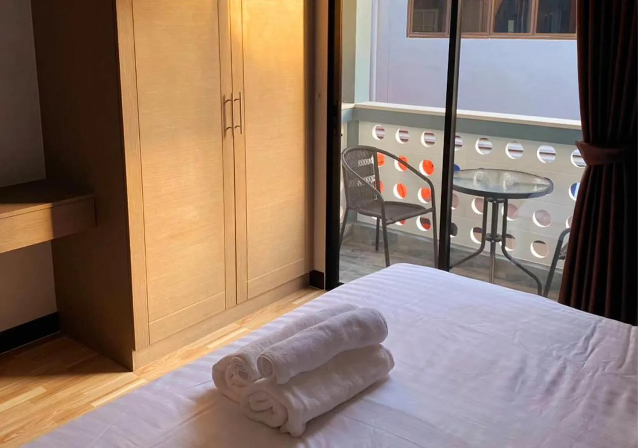Balcony/Terrace, Bed in Hm House Patong