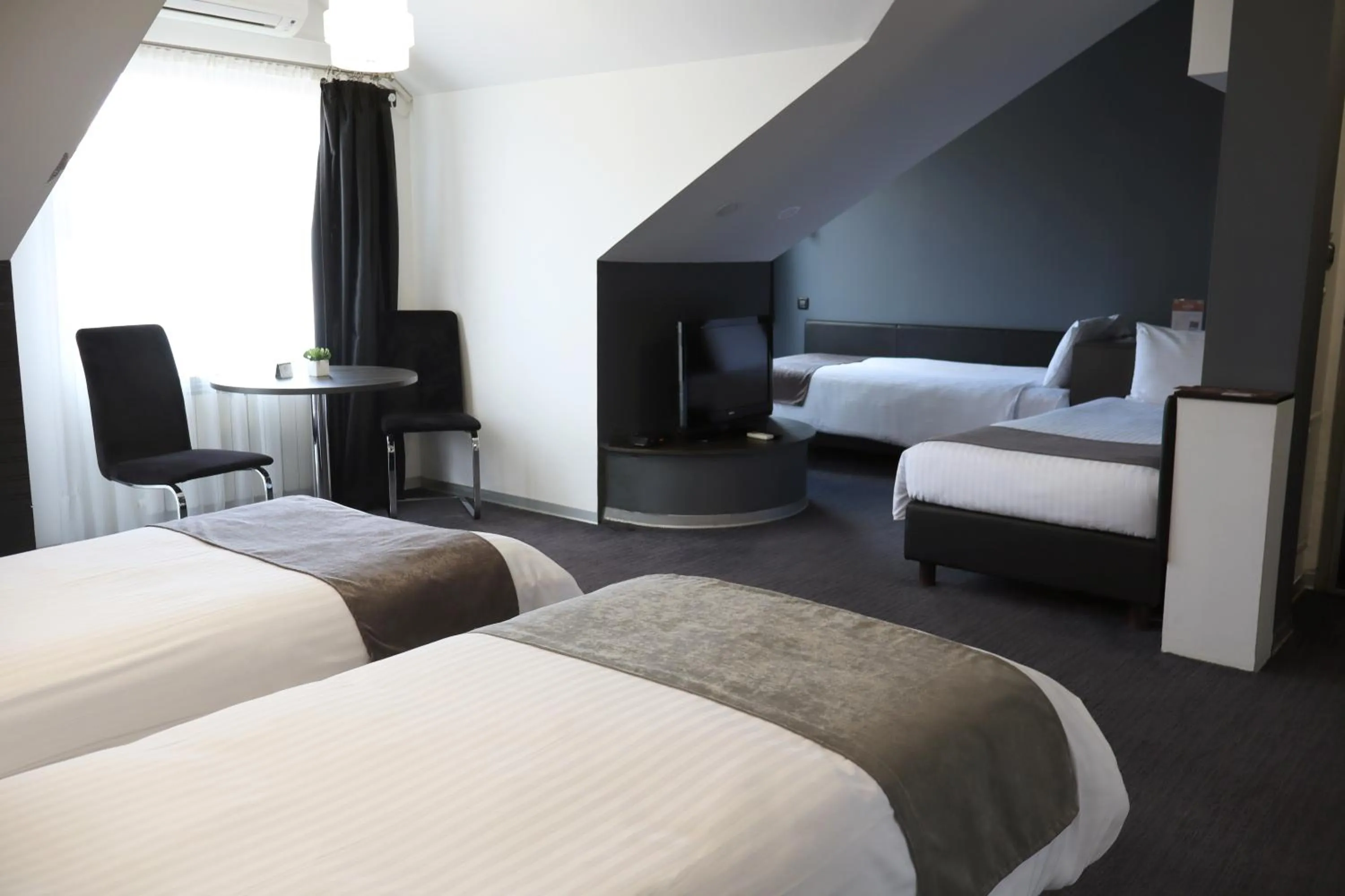 Bed in Sienna Residence