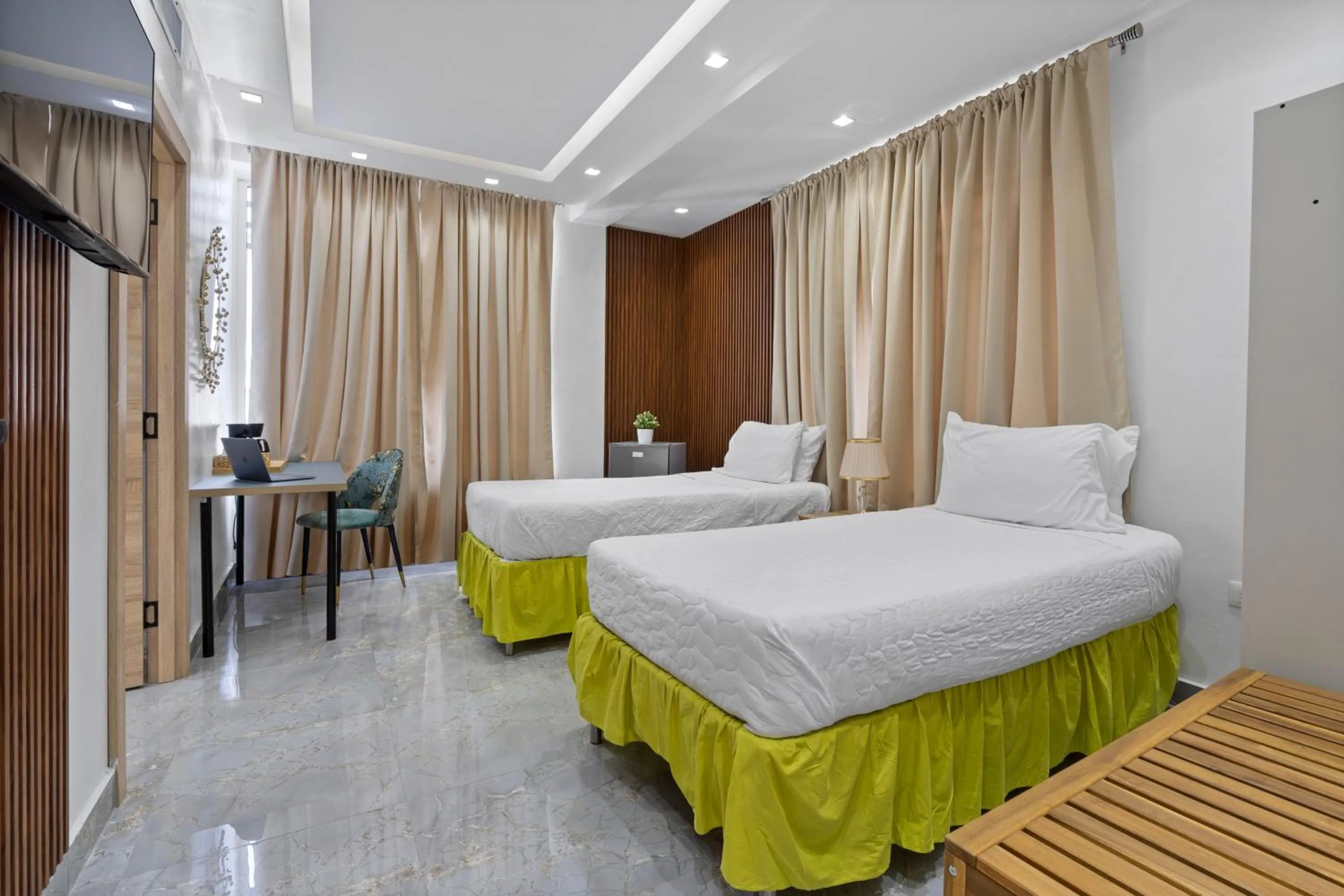 Family Room with Private Bathroom in Hotel Vista Caribe Azúa