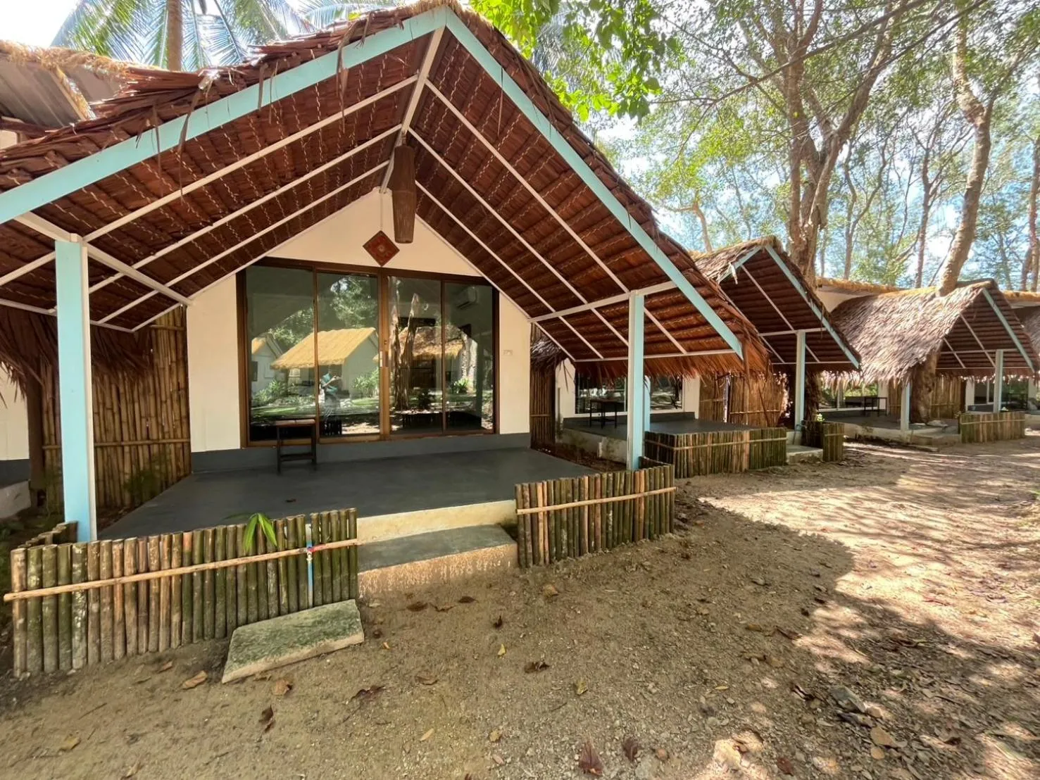 Day in Long Beach Club Krabi