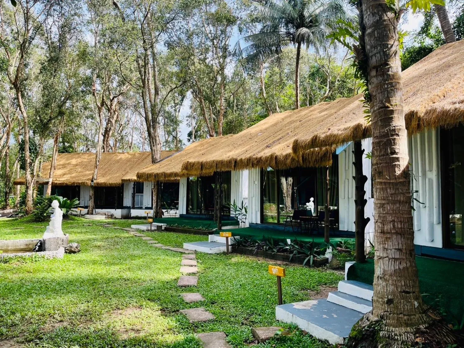 Day in Long Beach Club Krabi