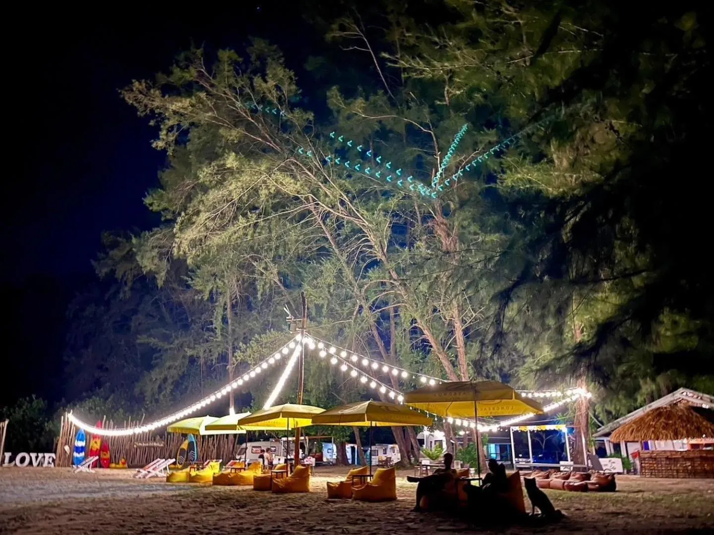 Night in Long Beach Club Krabi