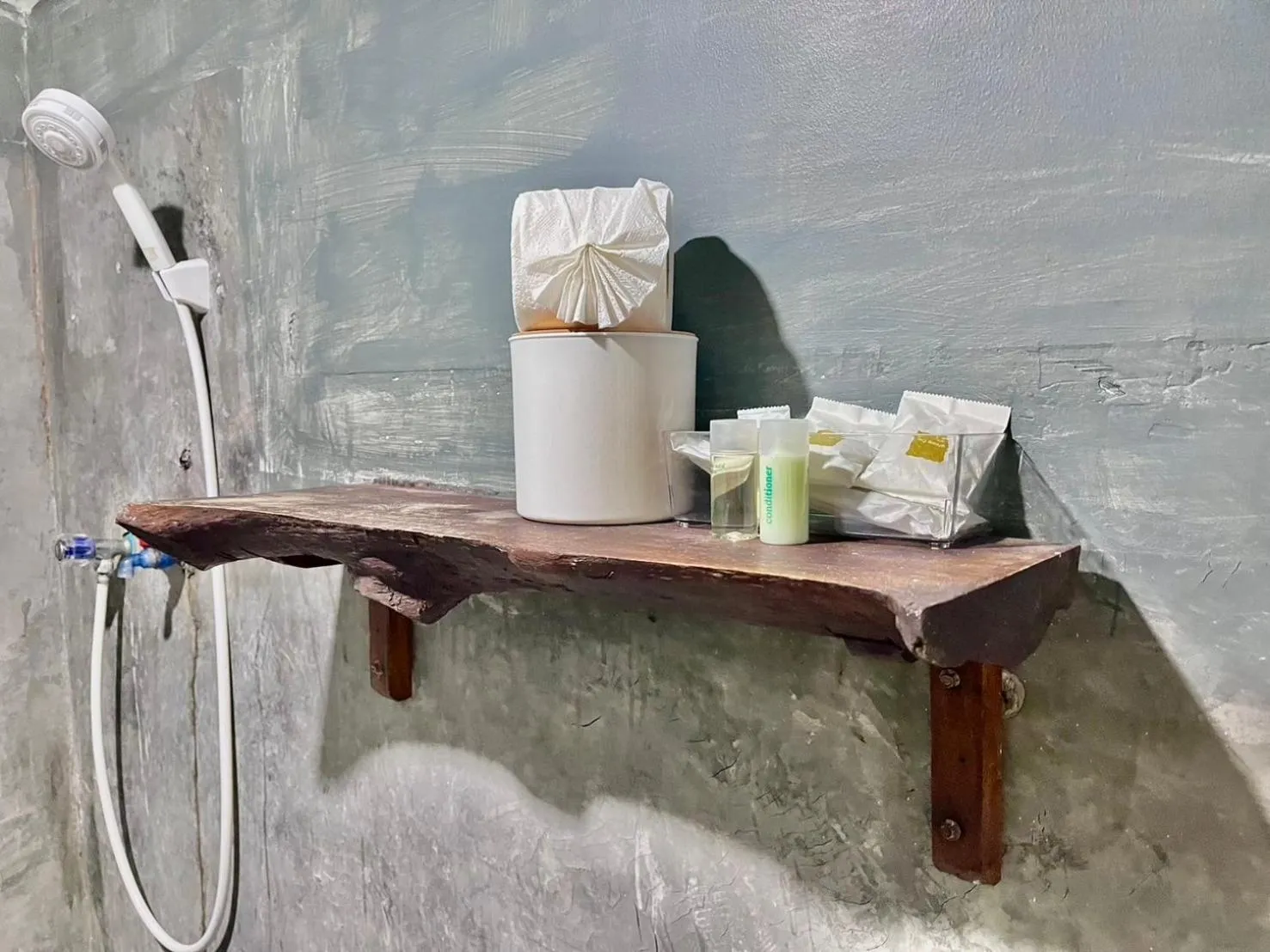 Toilet in Long Beach Club Krabi