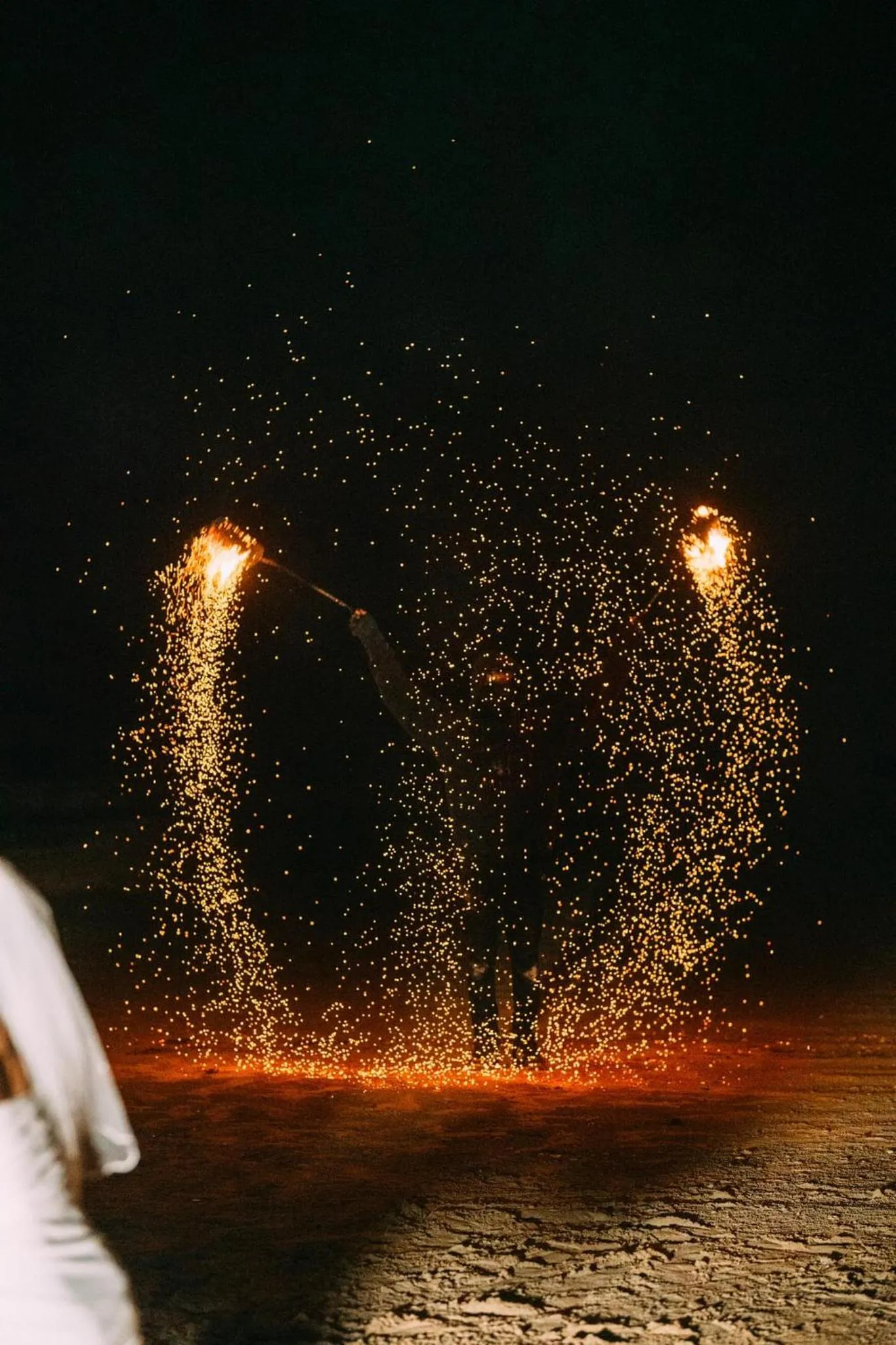 Night in Long Beach Club Krabi