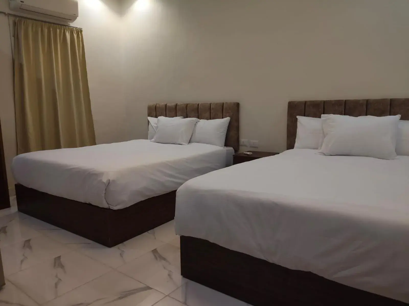 Standard Quadruple Room in NEMES Pyramids View INN Standard Quadruple Room in NEMES Pyramids View INN