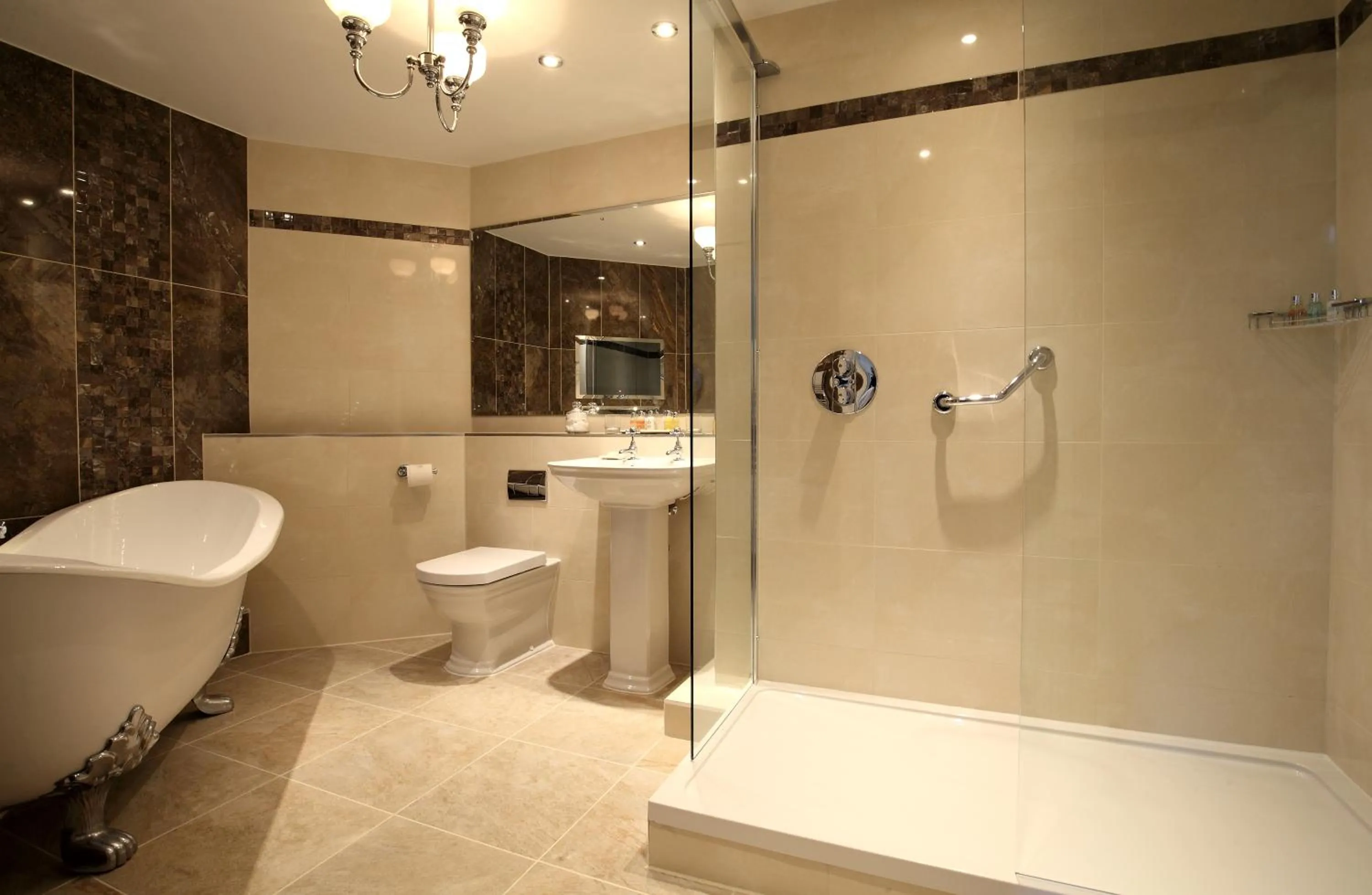 Bathroom in Macdonald Bath Spa Hotel