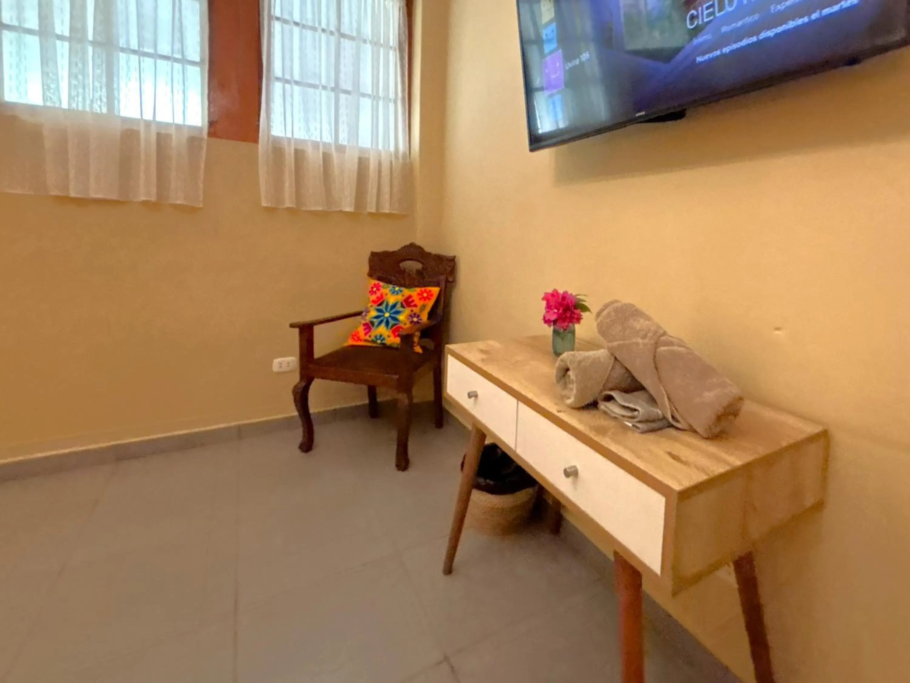 TV and multimedia in Serenity Lodge