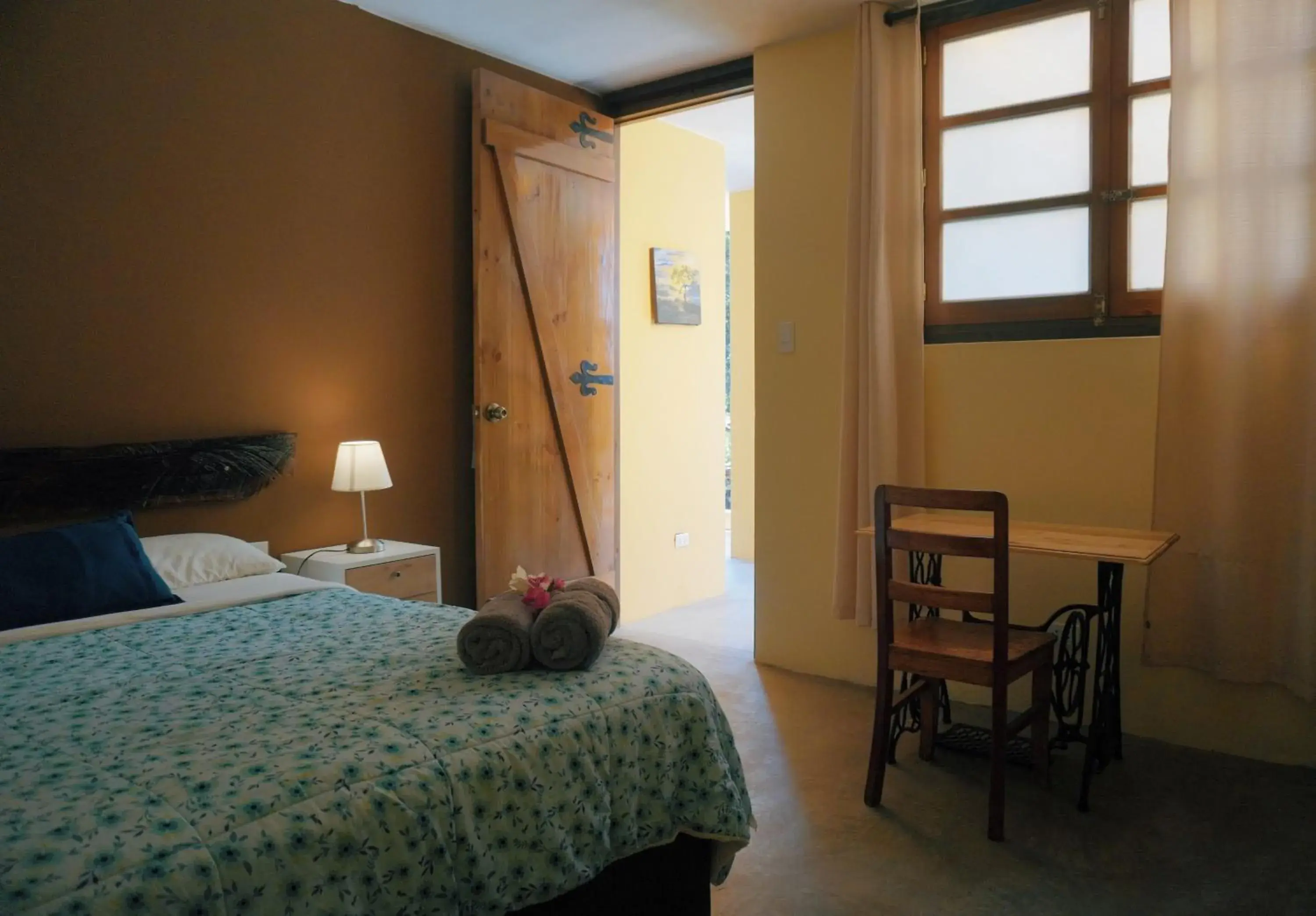 Photo of the whole room, Bed in Serenity Lodge Photo of the whole room, Bed in Serenity Lodge