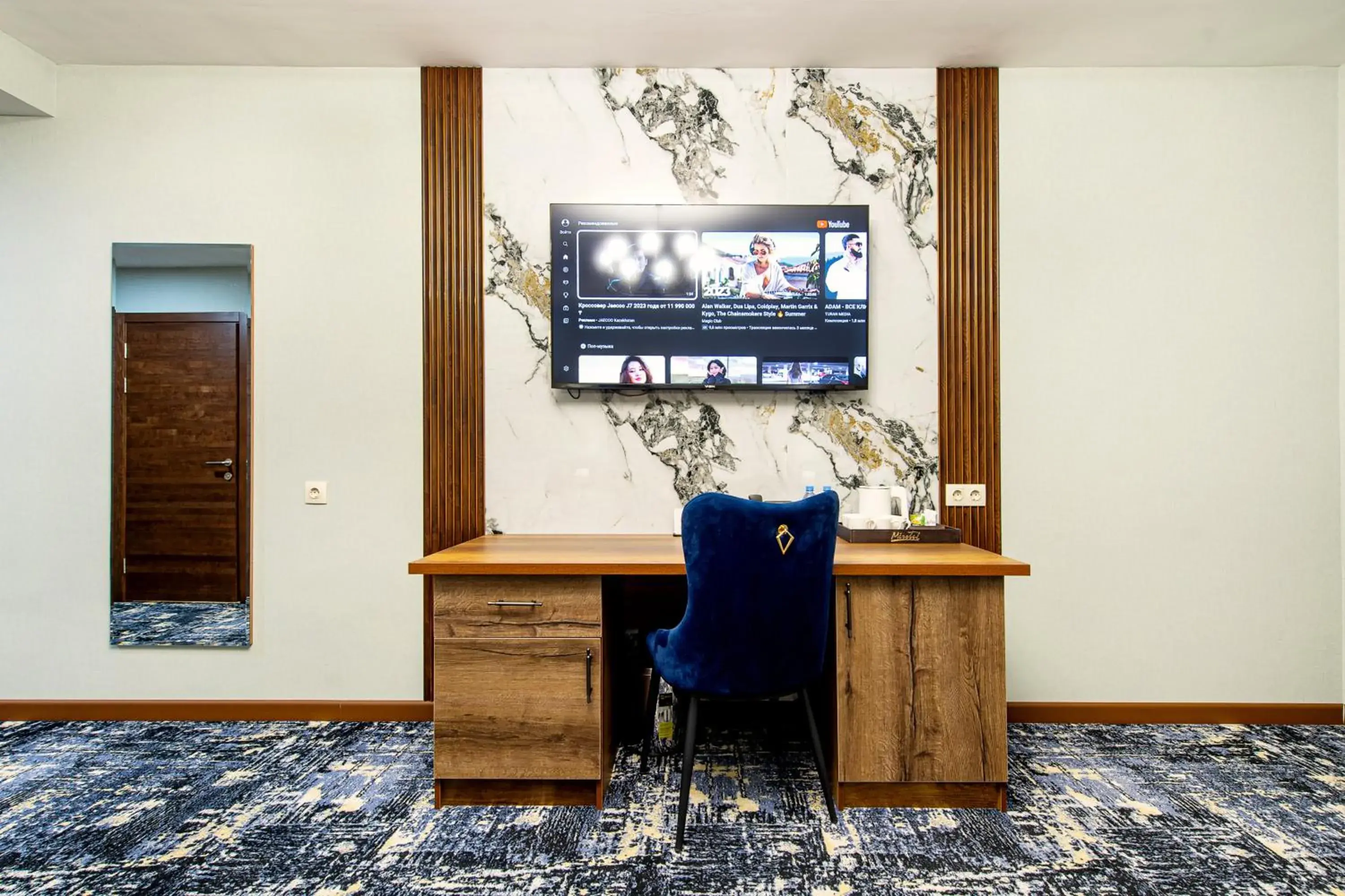 Quadruple Room in MirOtel Quadruple Room in MirOtel