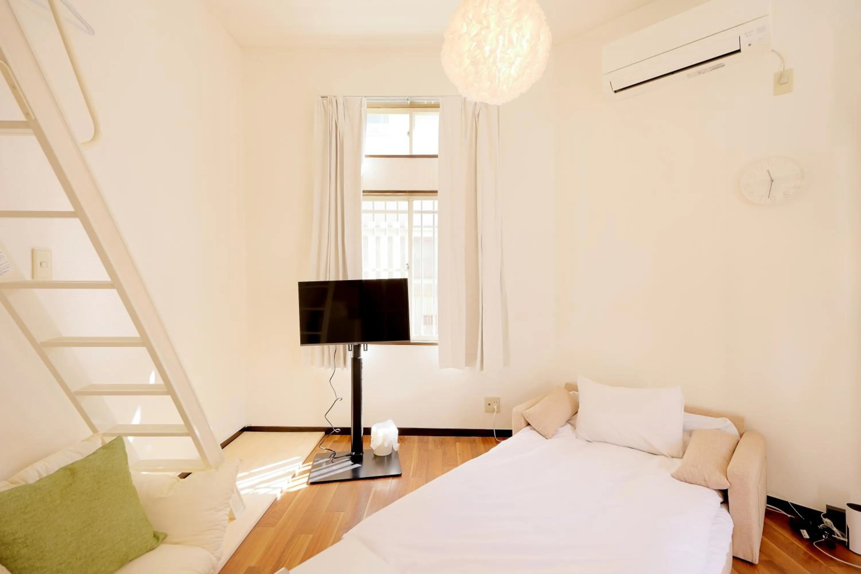 TV and multimedia, Bed in Mi-LOFT SHIBUYA