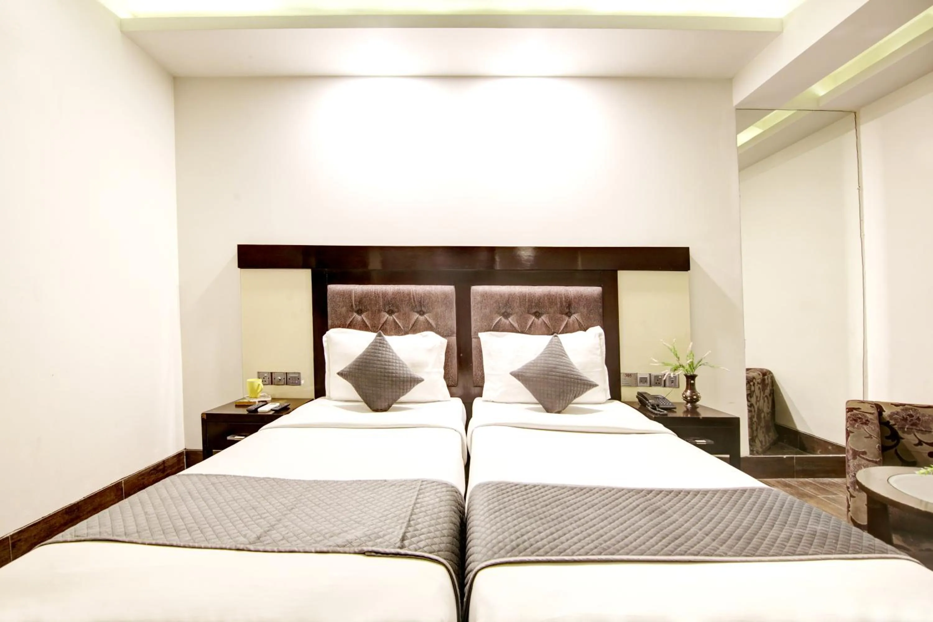 Bed in Hotel Good Times - Karol Bagh Metro Station