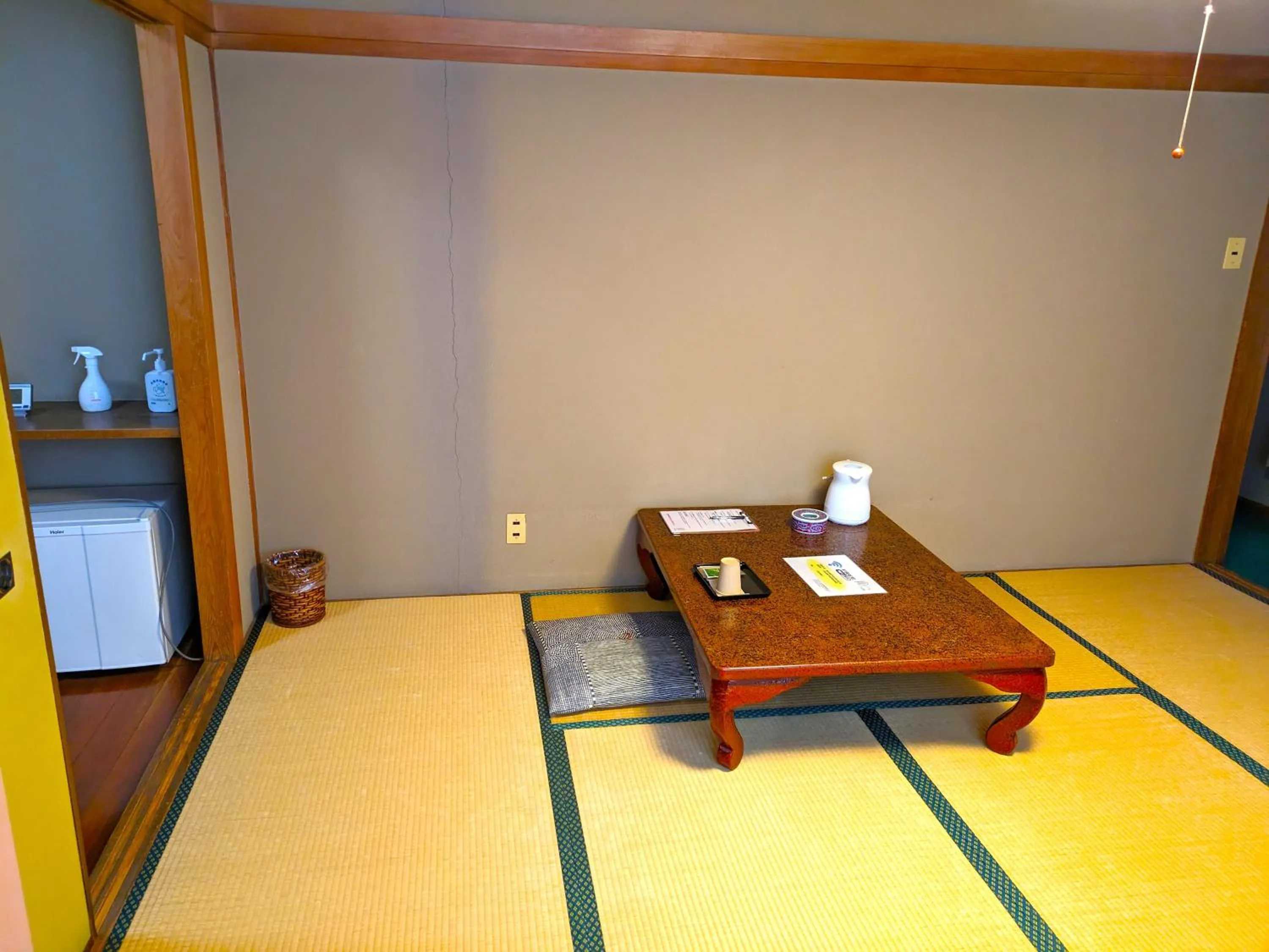 Photo of the whole room, Bed in KULABO Taishokan