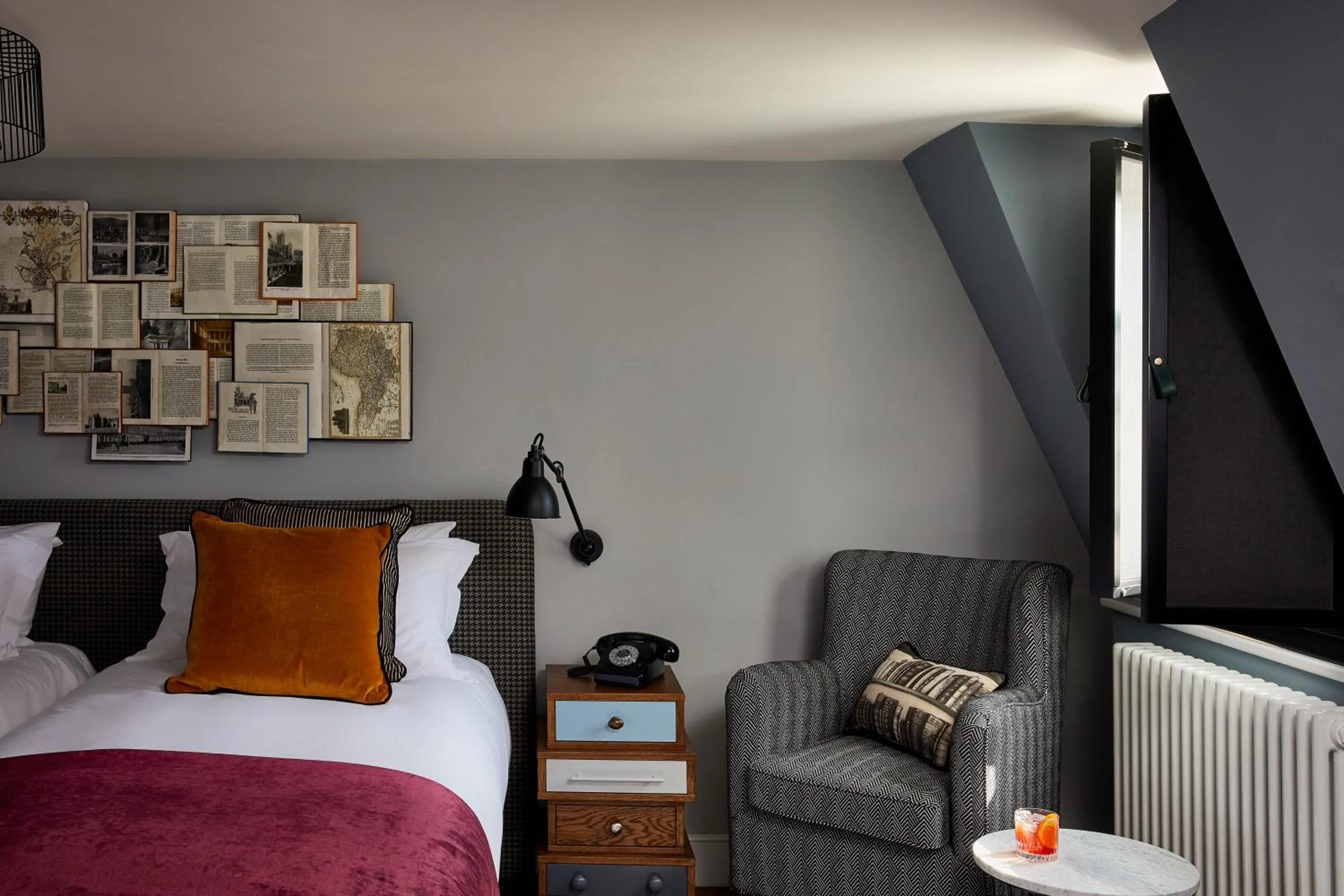 Bedroom, Bed in Hotel Indigo - Bath by IHG