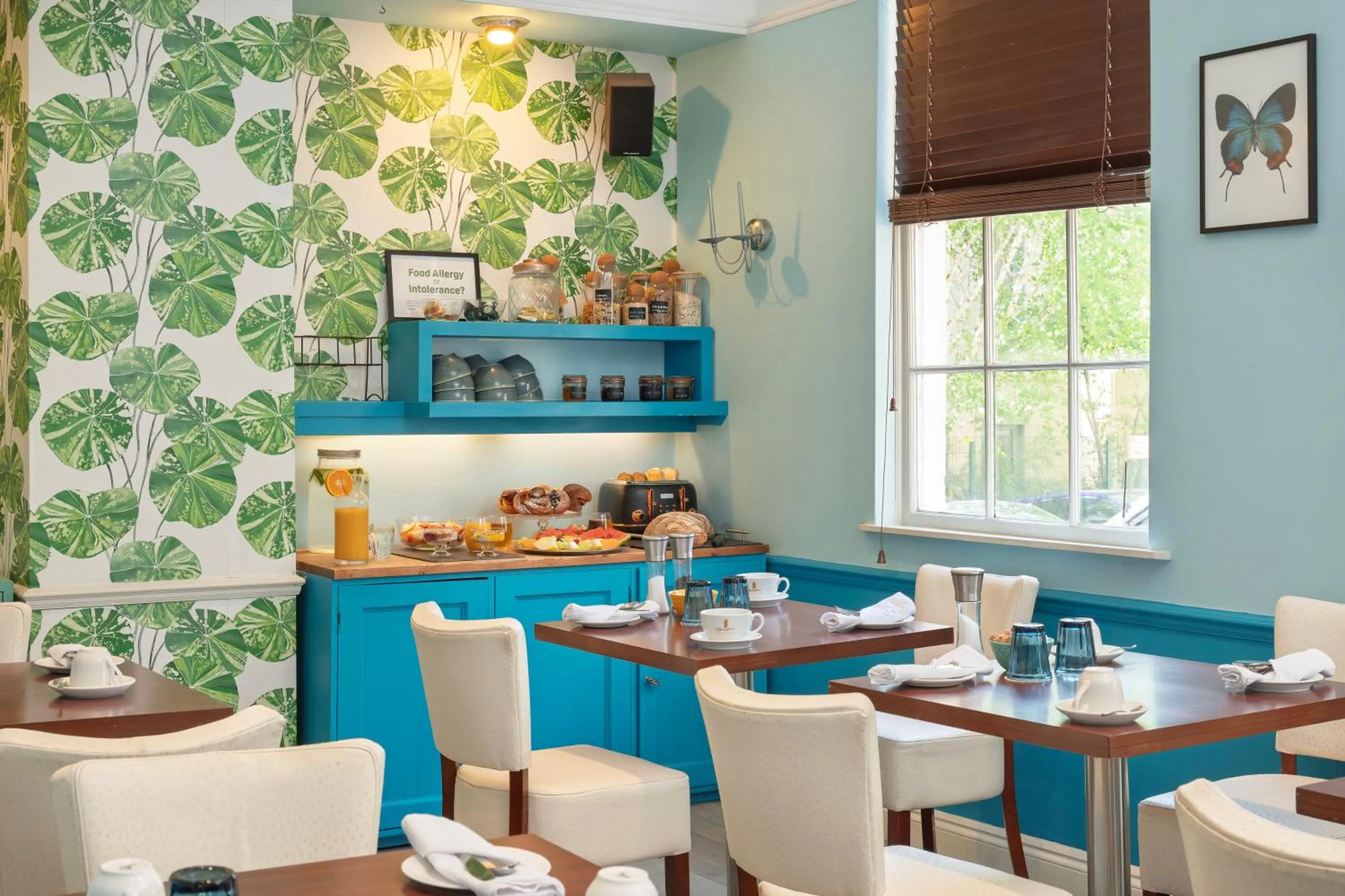 Restaurant/places to eat in Harington's Boutique Hotel