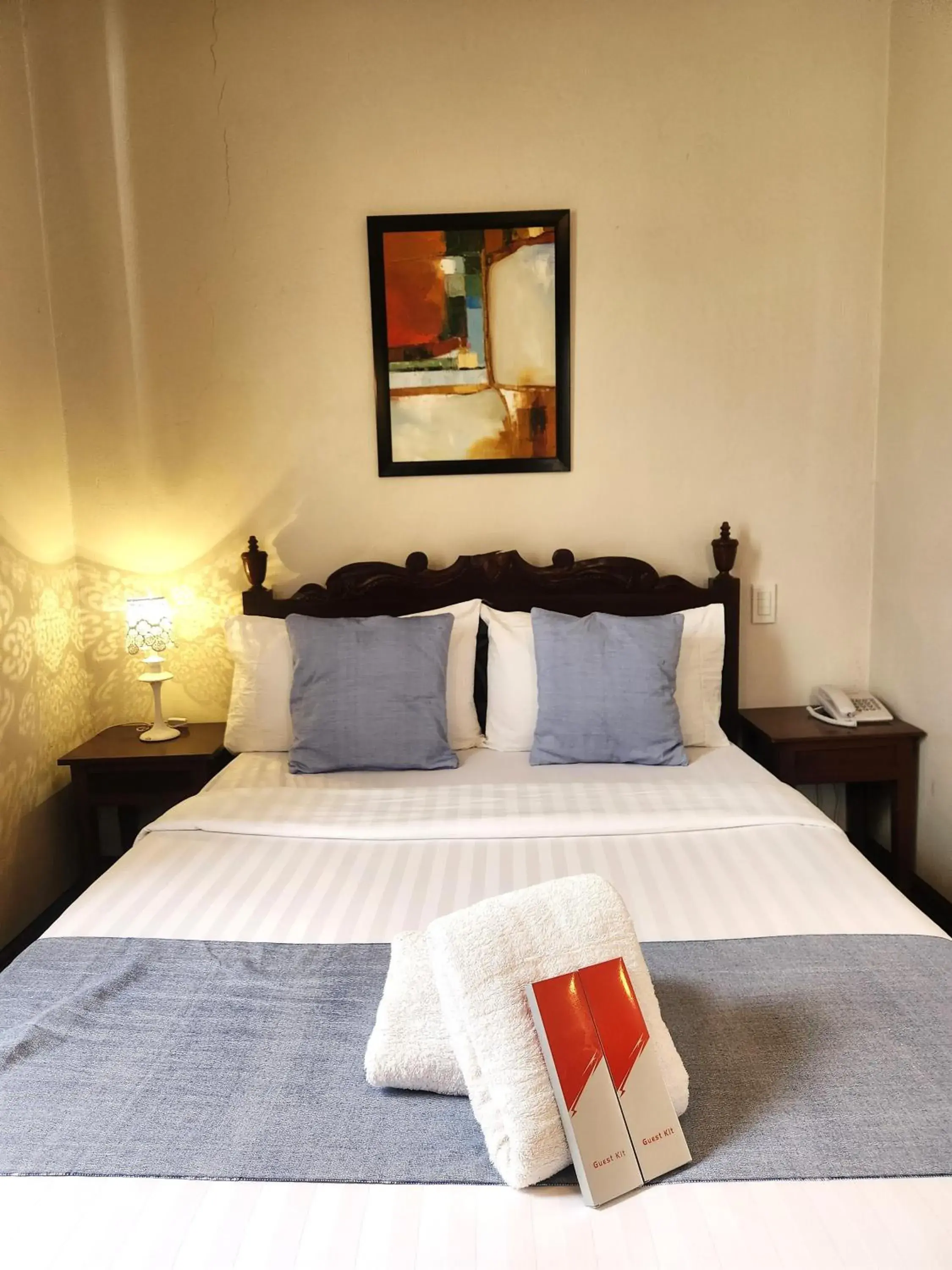 Superior Queen Room in NSCC Hotel Vigan Superior Queen Room in NSCC Hotel Vigan