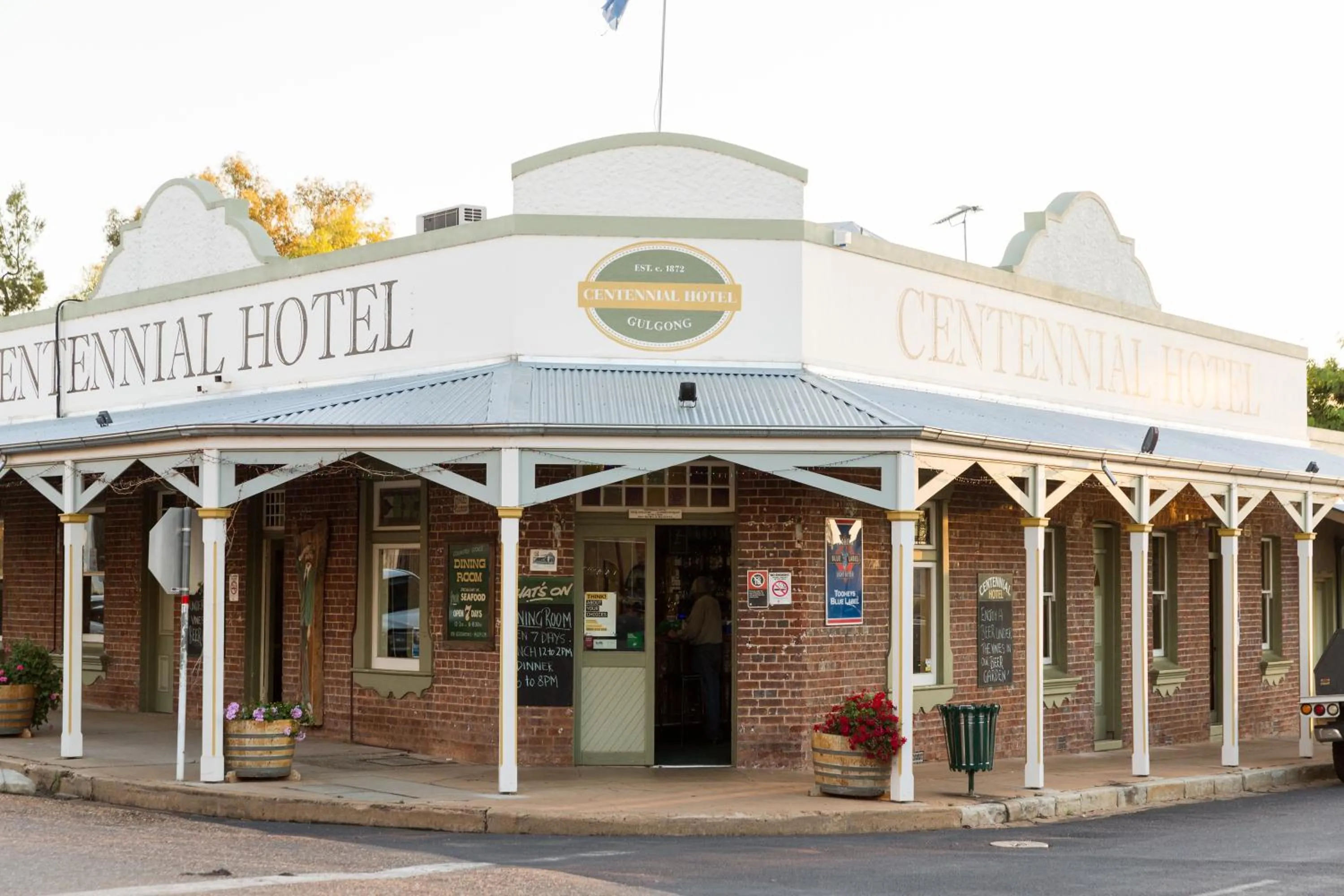 Property building in The Centennial Hotel Gulgong