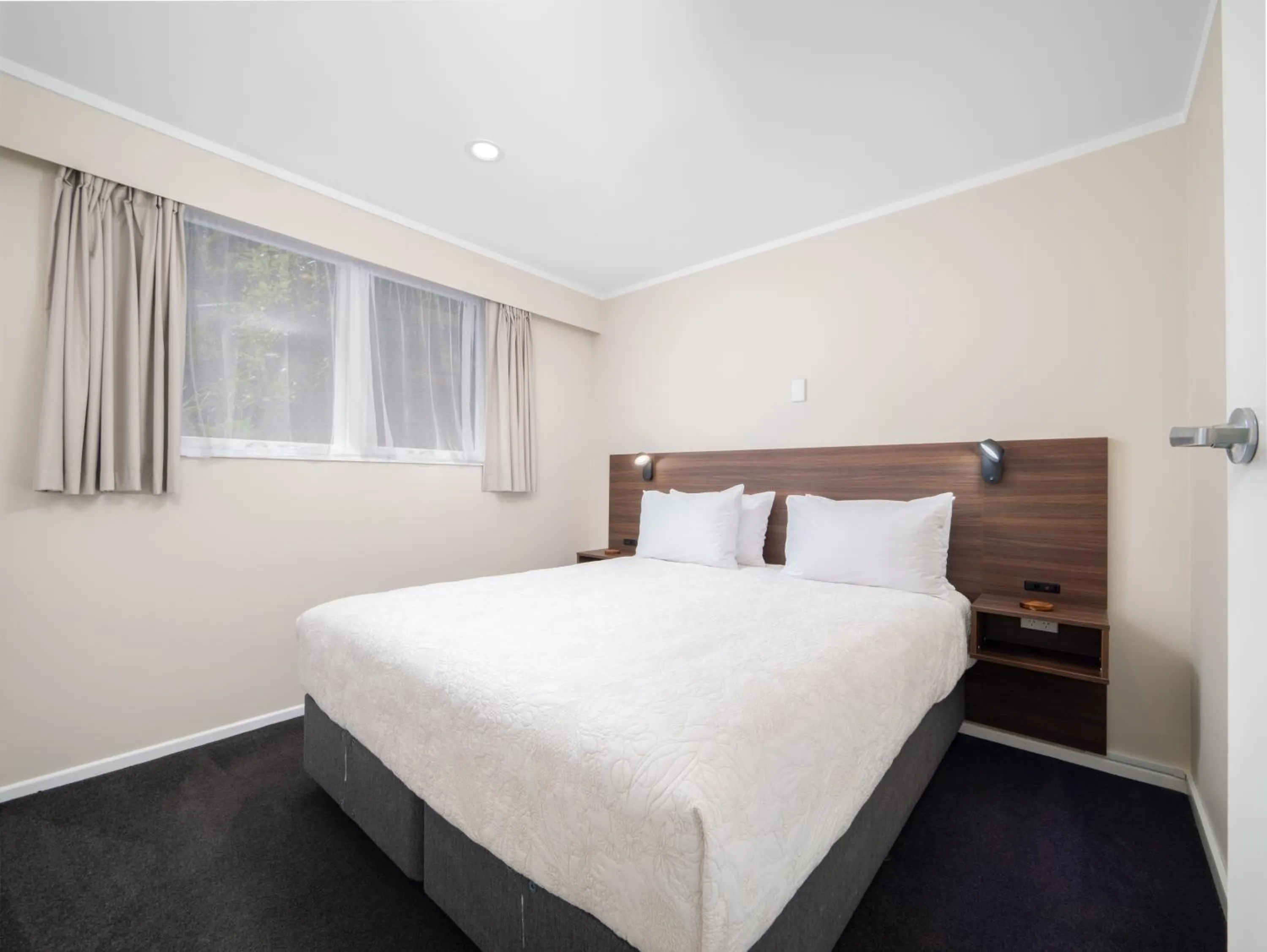 Bed in The Captains Motel