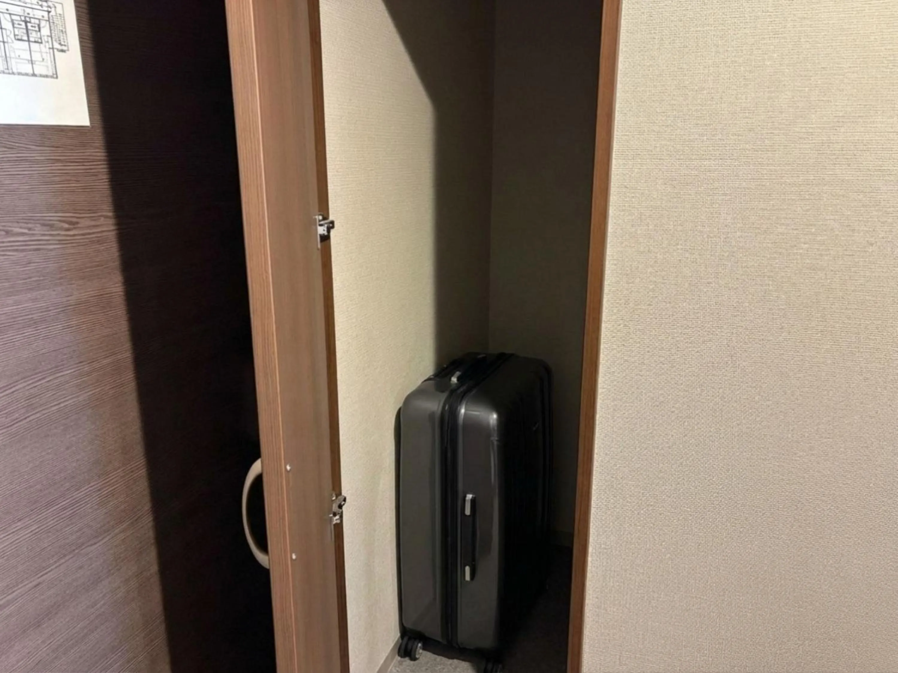Photo of the whole room in EZ HOTEL Kansai Airport Seaside