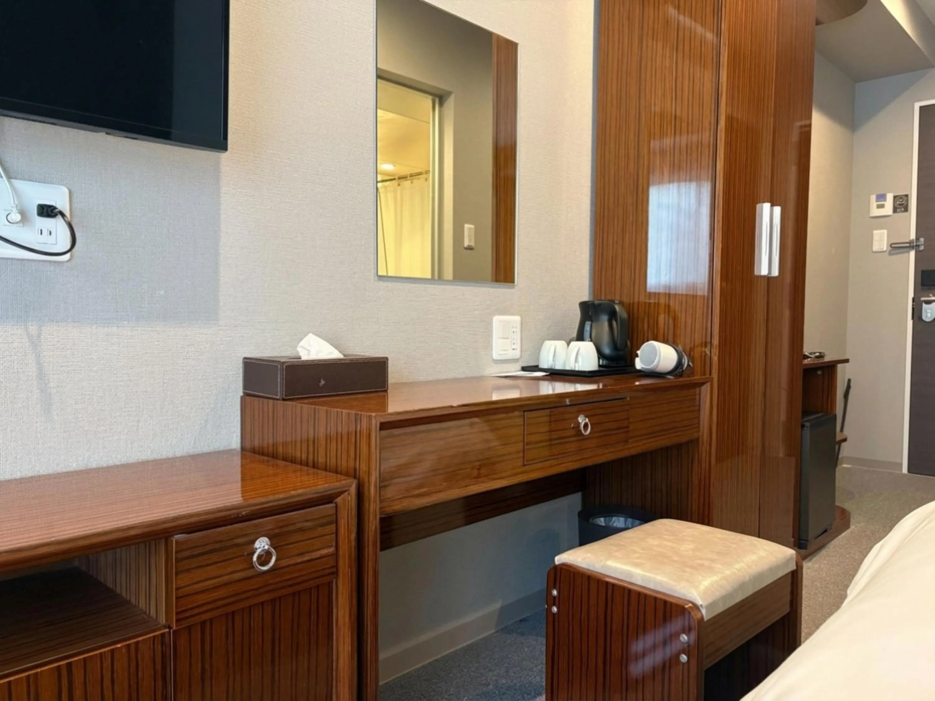 Photo of the whole room, Bed in EZ HOTEL Kansai Airport Seaside