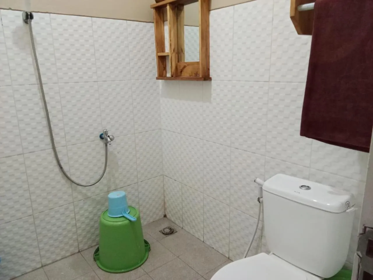 Bathroom in RedDoorz @ Pantai Sayangheulang