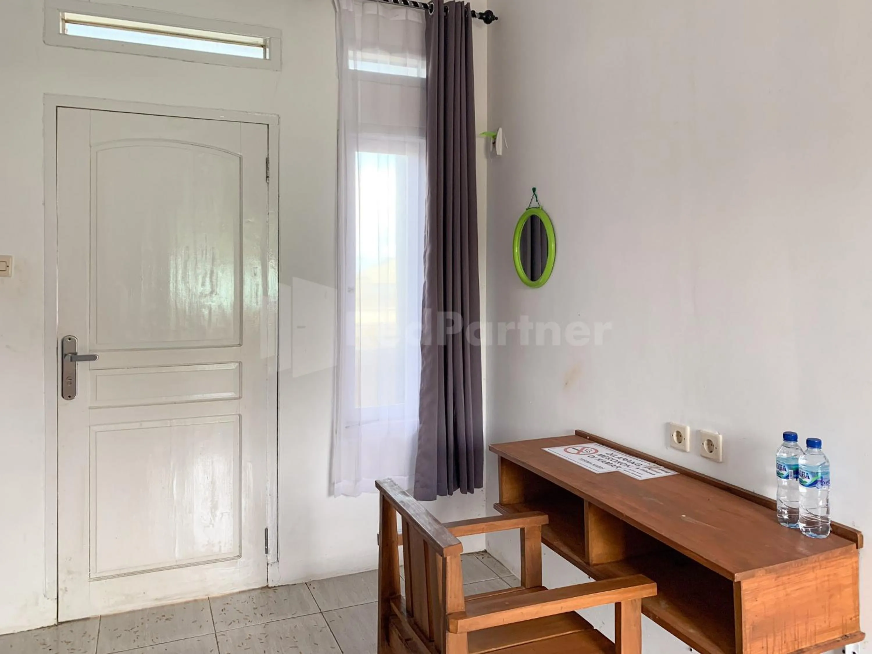 Bedroom in RedDoorz @ Pantai Sayangheulang