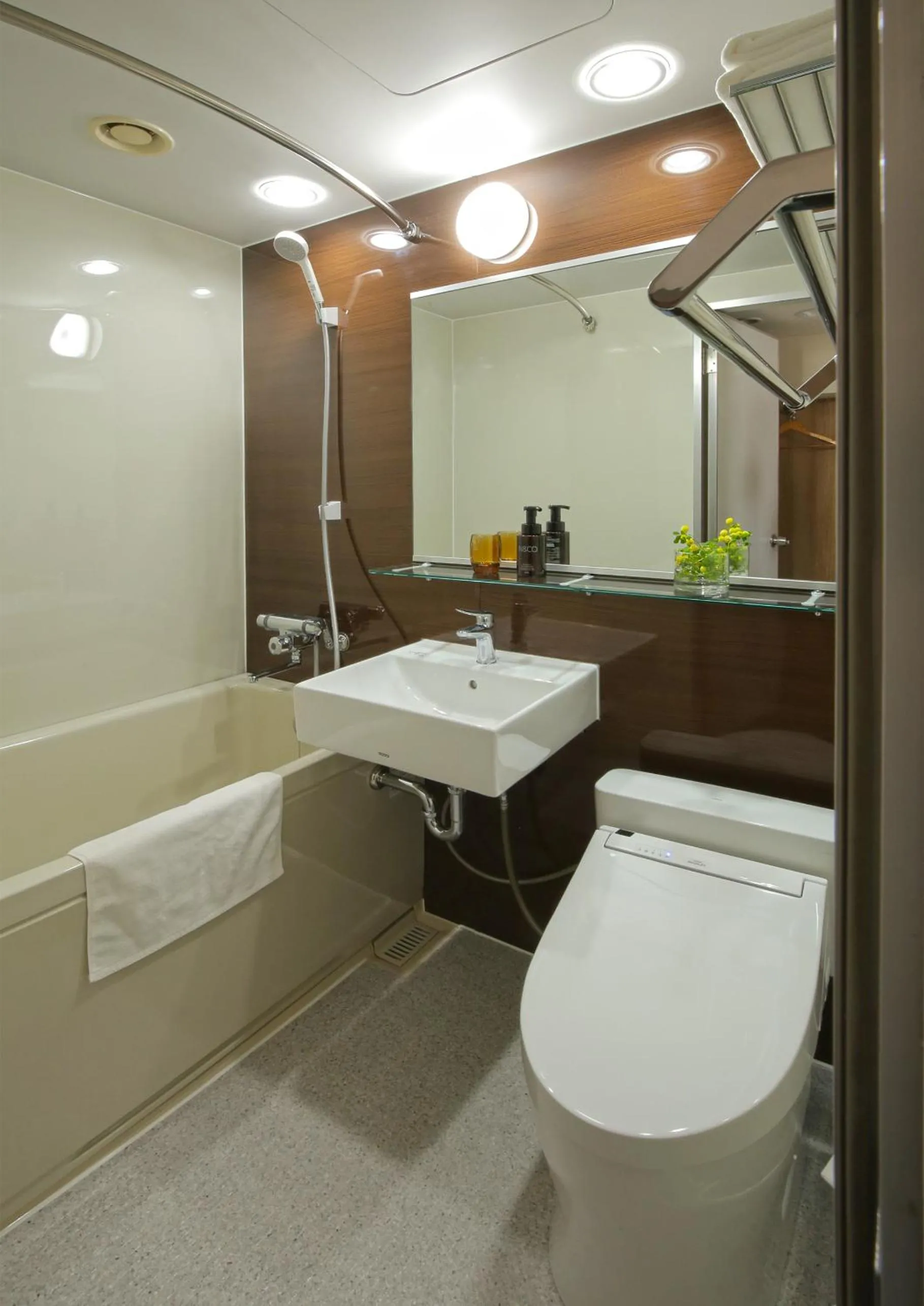 HOTEL NEWITAYA