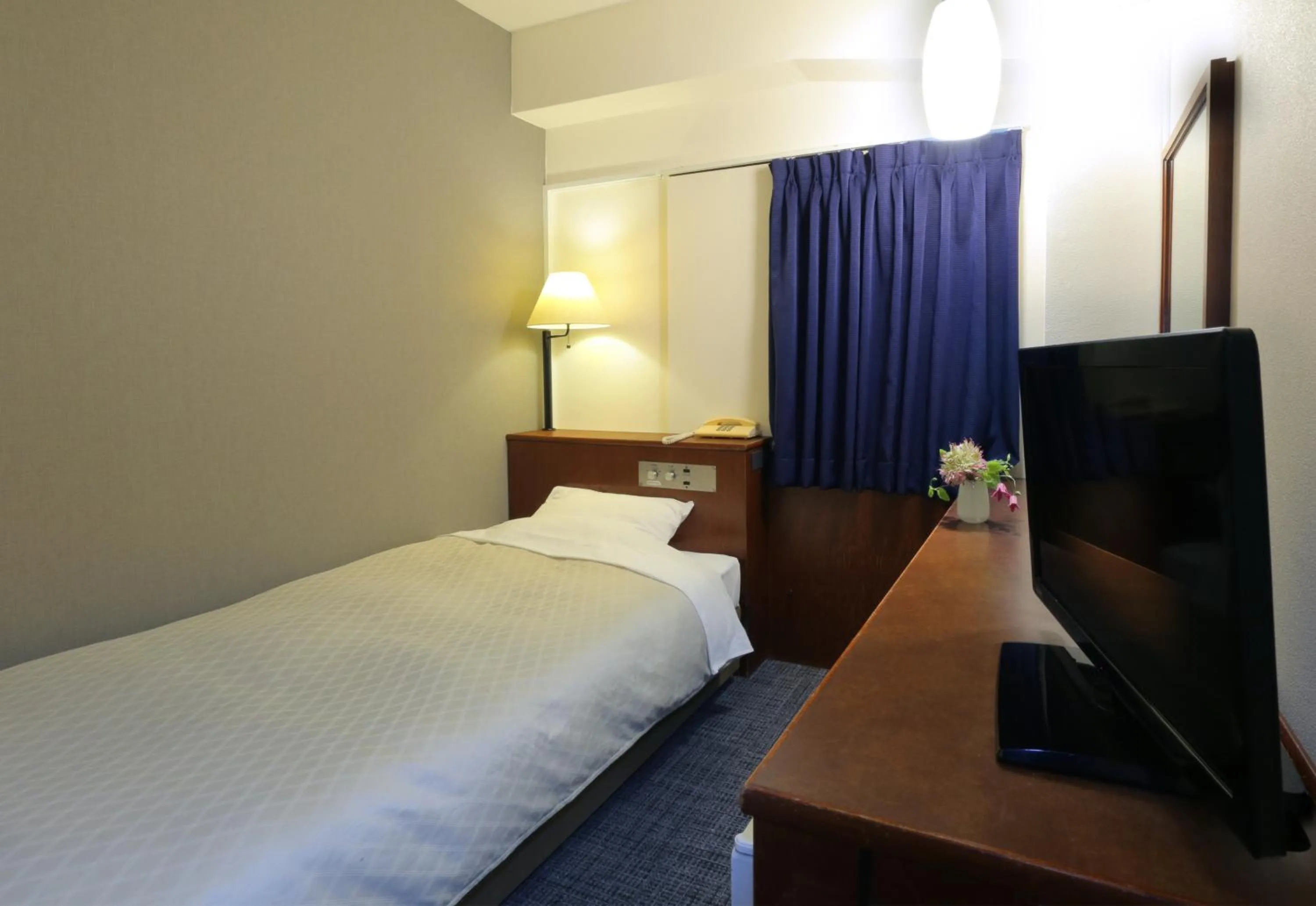 Bed in HOTEL NEWITAYA