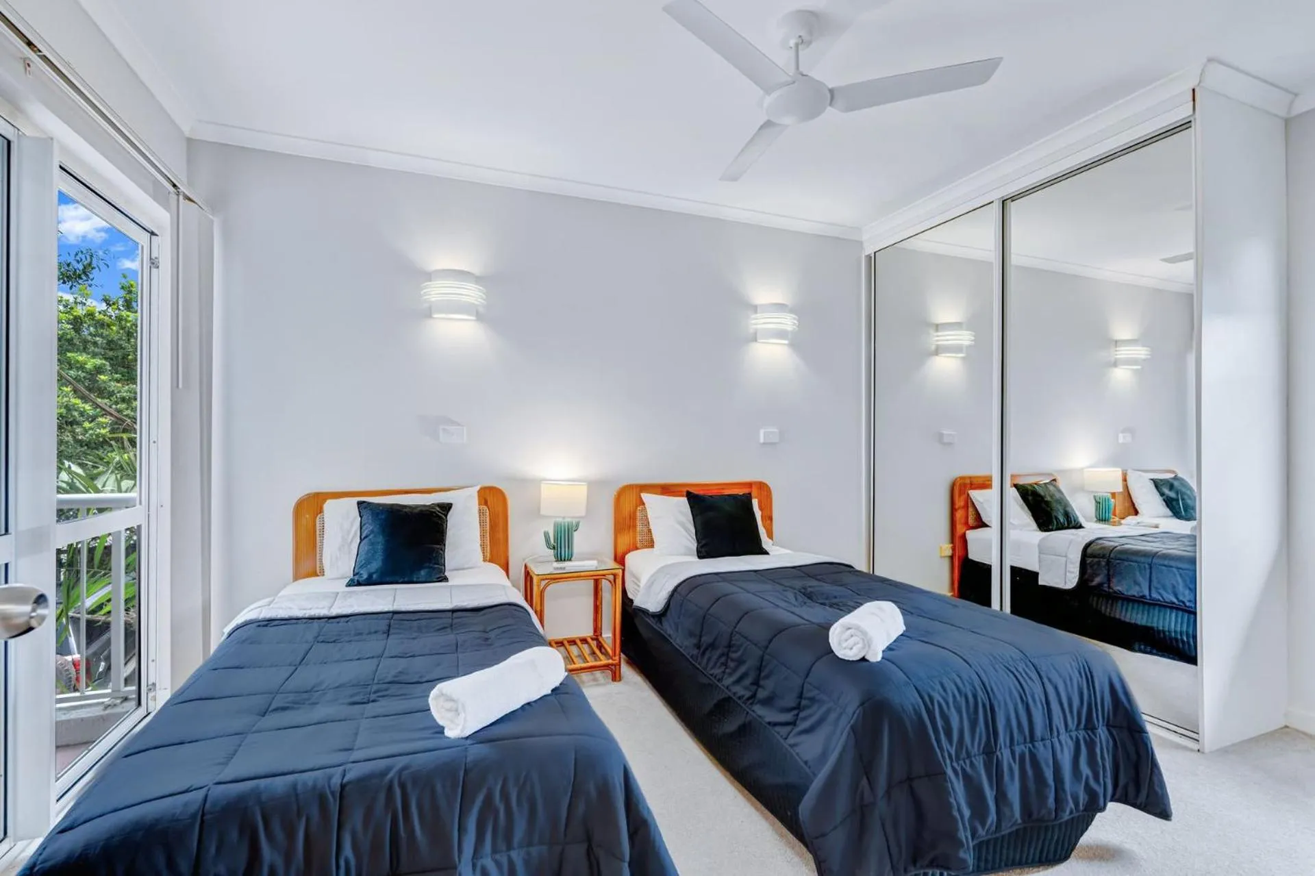 Bed in Ulysses One Beachfront Escape 1 Bedroom