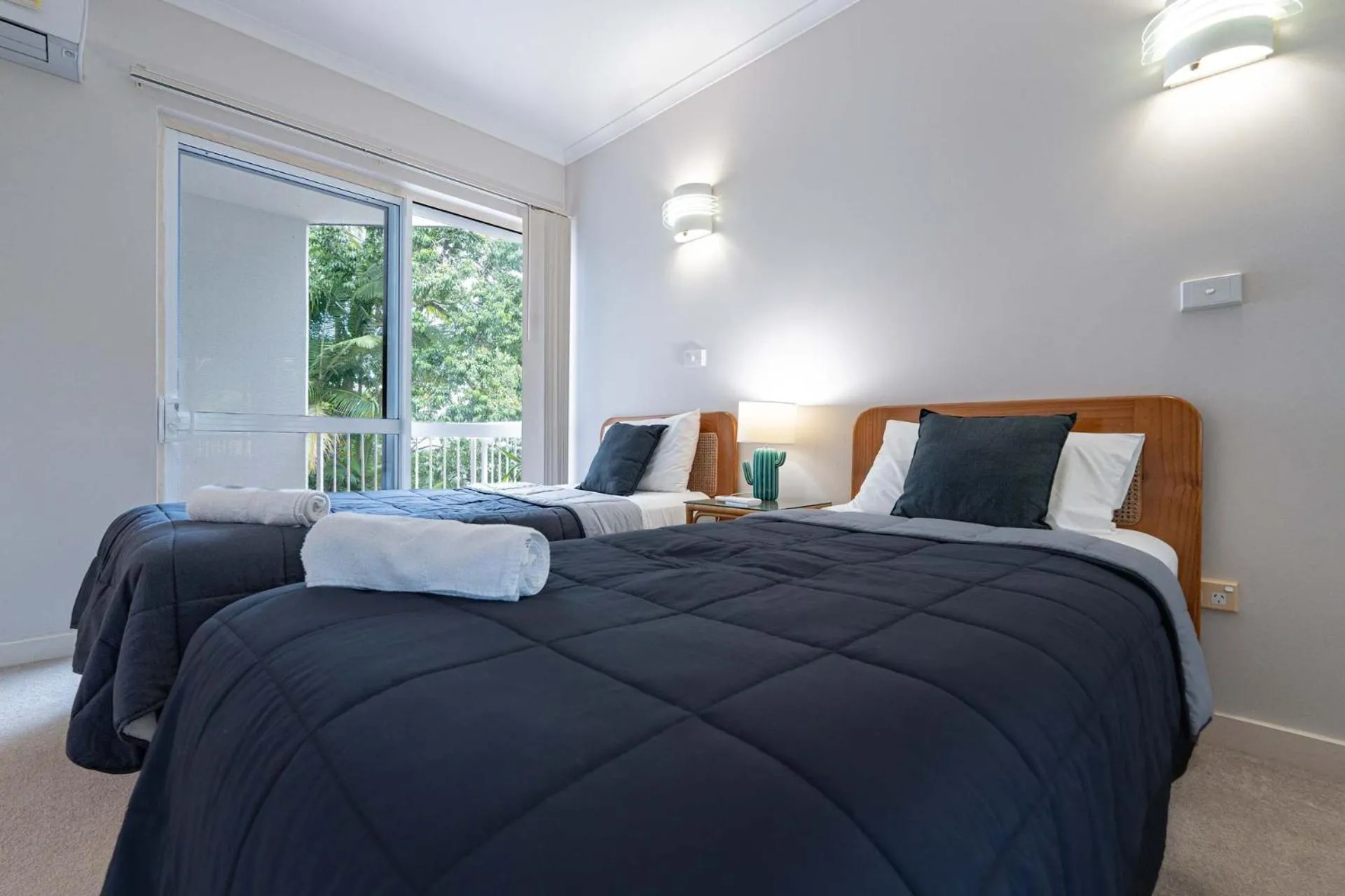 Bed in Ulysses One Beachfront Escape 1 Bedroom