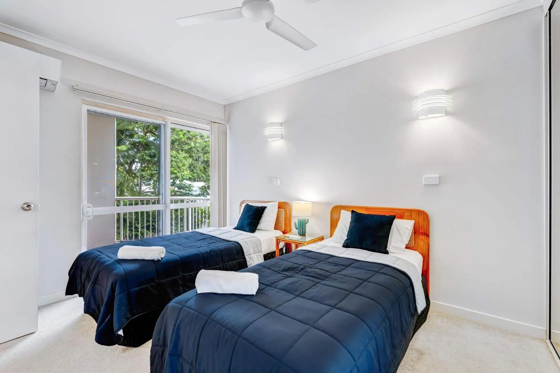Bed in Ulysses One Beachfront Escape 1 Bedroom