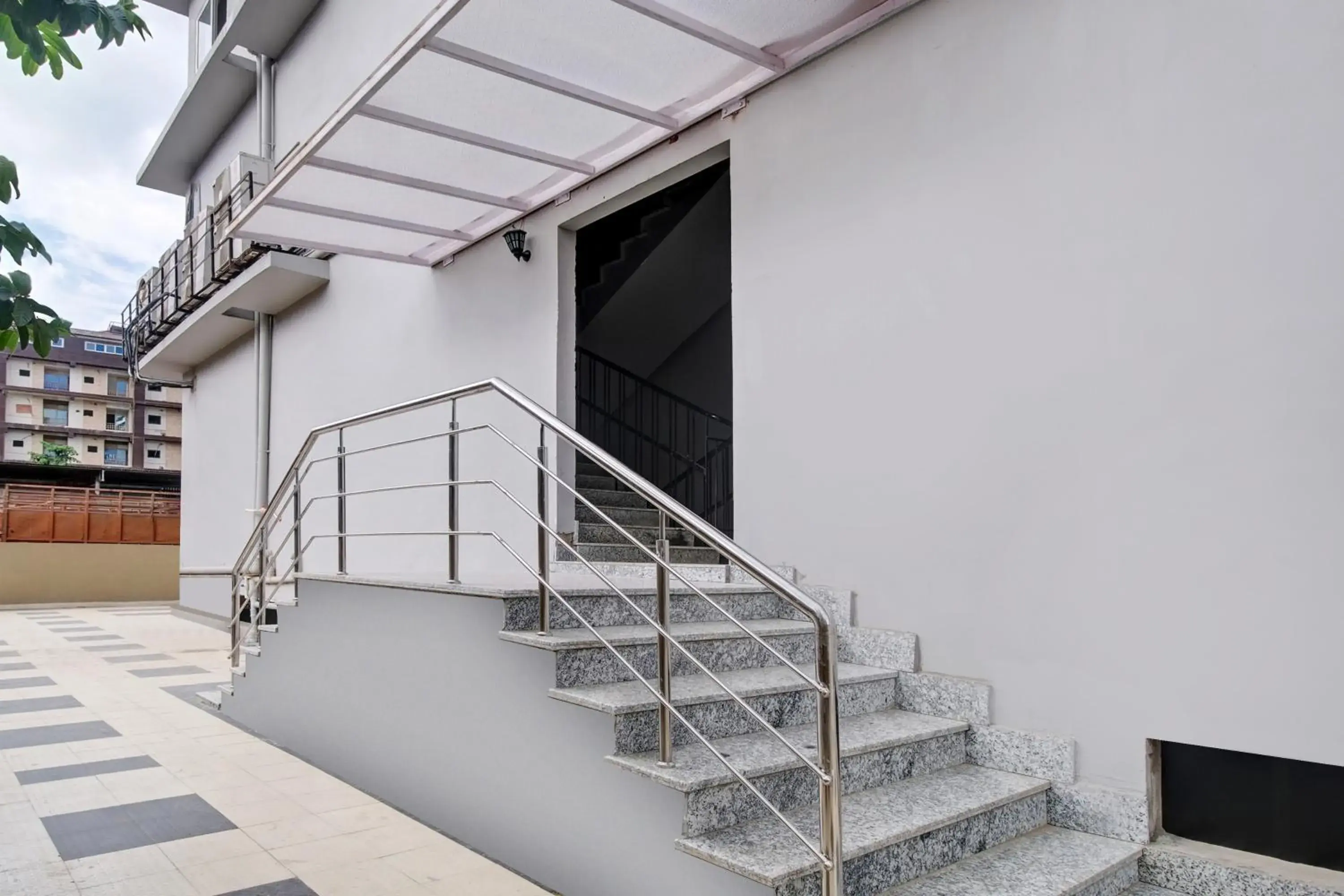 Facade/entrance in Super Collection O Guwahati ISBT Facade/entrance in Super Collection O Guwahati ISBT