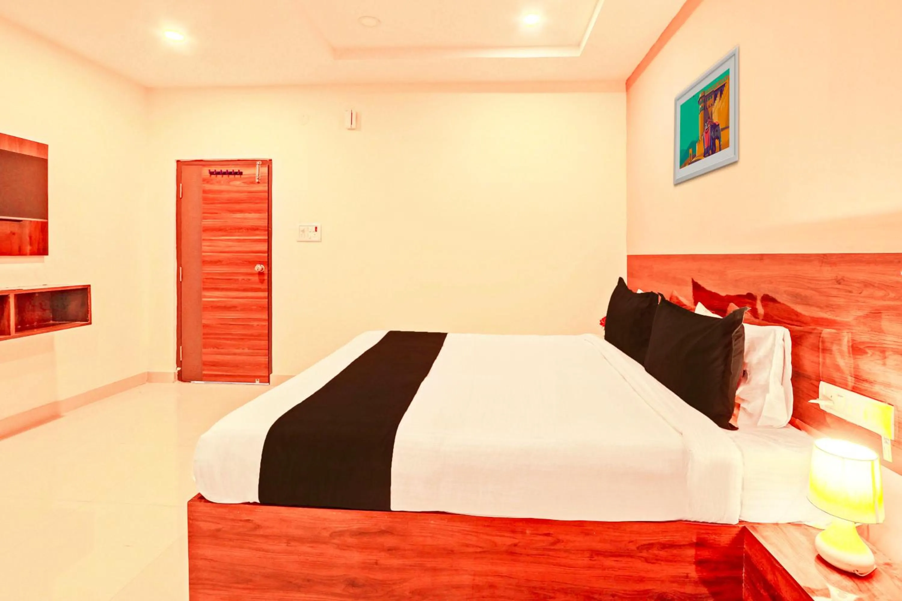 Bedroom, Bed in HOTEL O R SQUARE