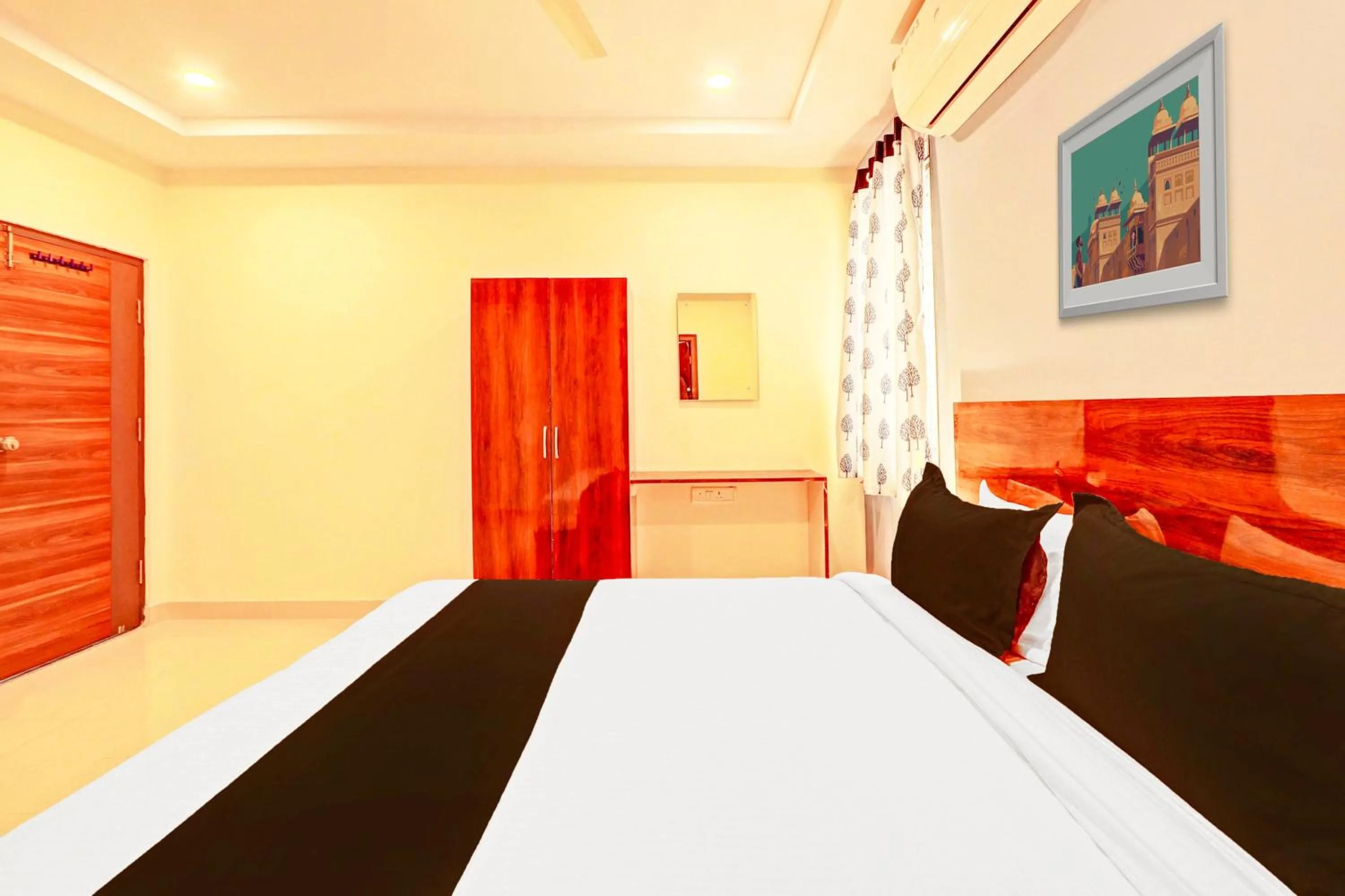 Bedroom, Bed in HOTEL O R SQUARE