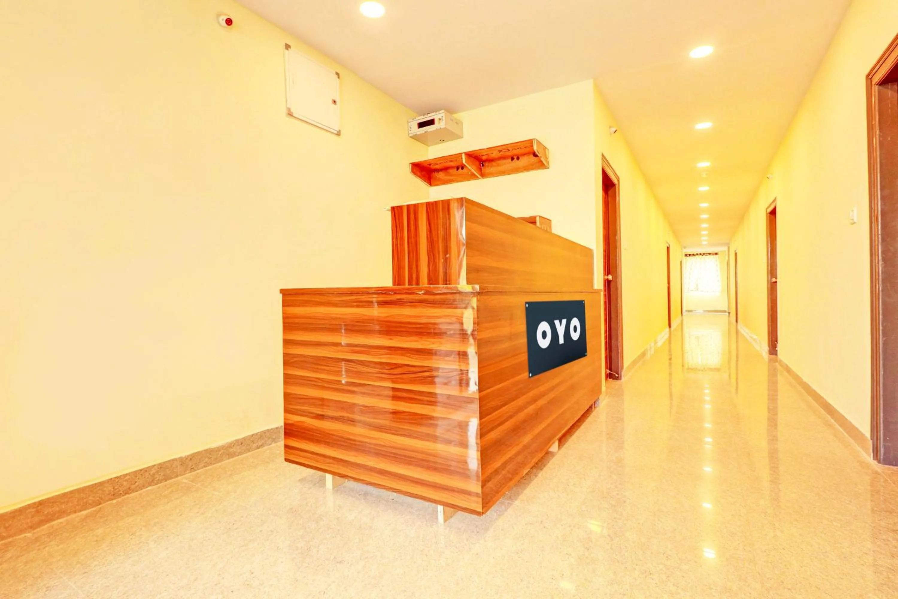 Lobby or reception in HOTEL O R SQUARE