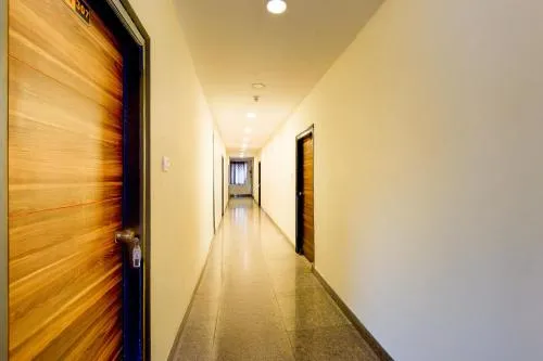 Hotel O AMR Planet Mall Hyderabad Formerly R Square