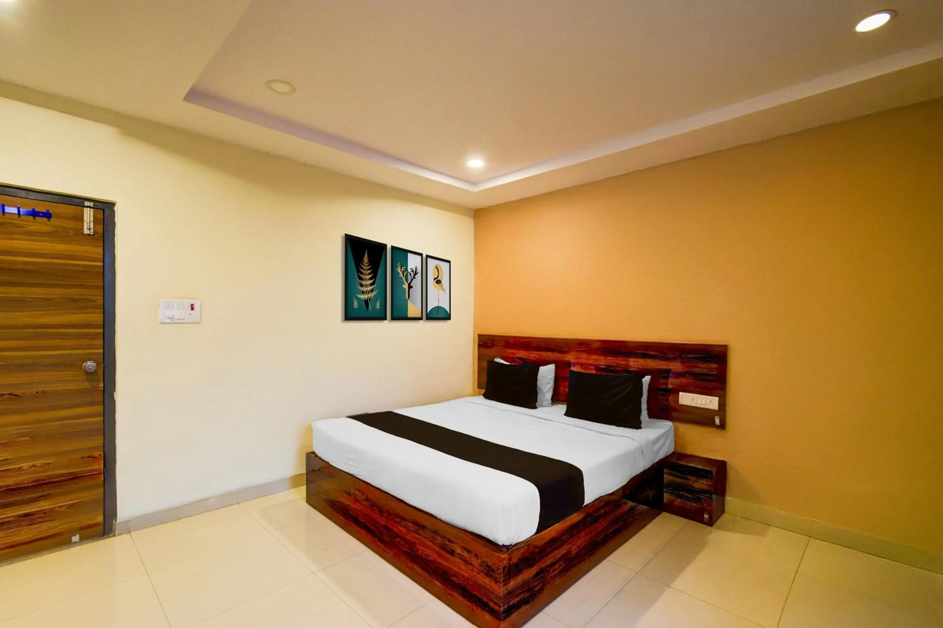 Bedroom, Bed in Hotel O AMR Planet Mall Hyderabad Formerly R Square