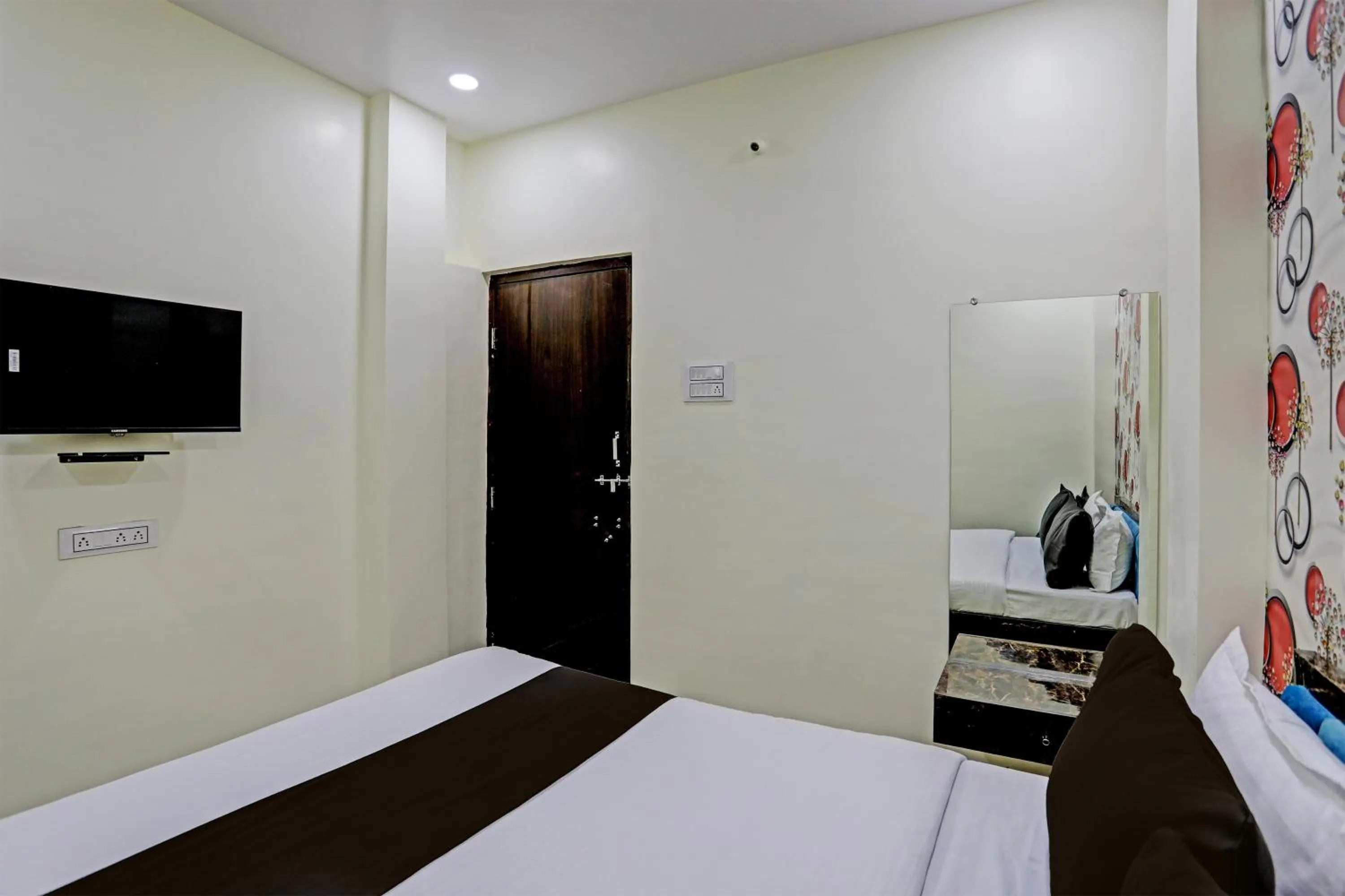 Bedroom, Bed in Hotel O P S