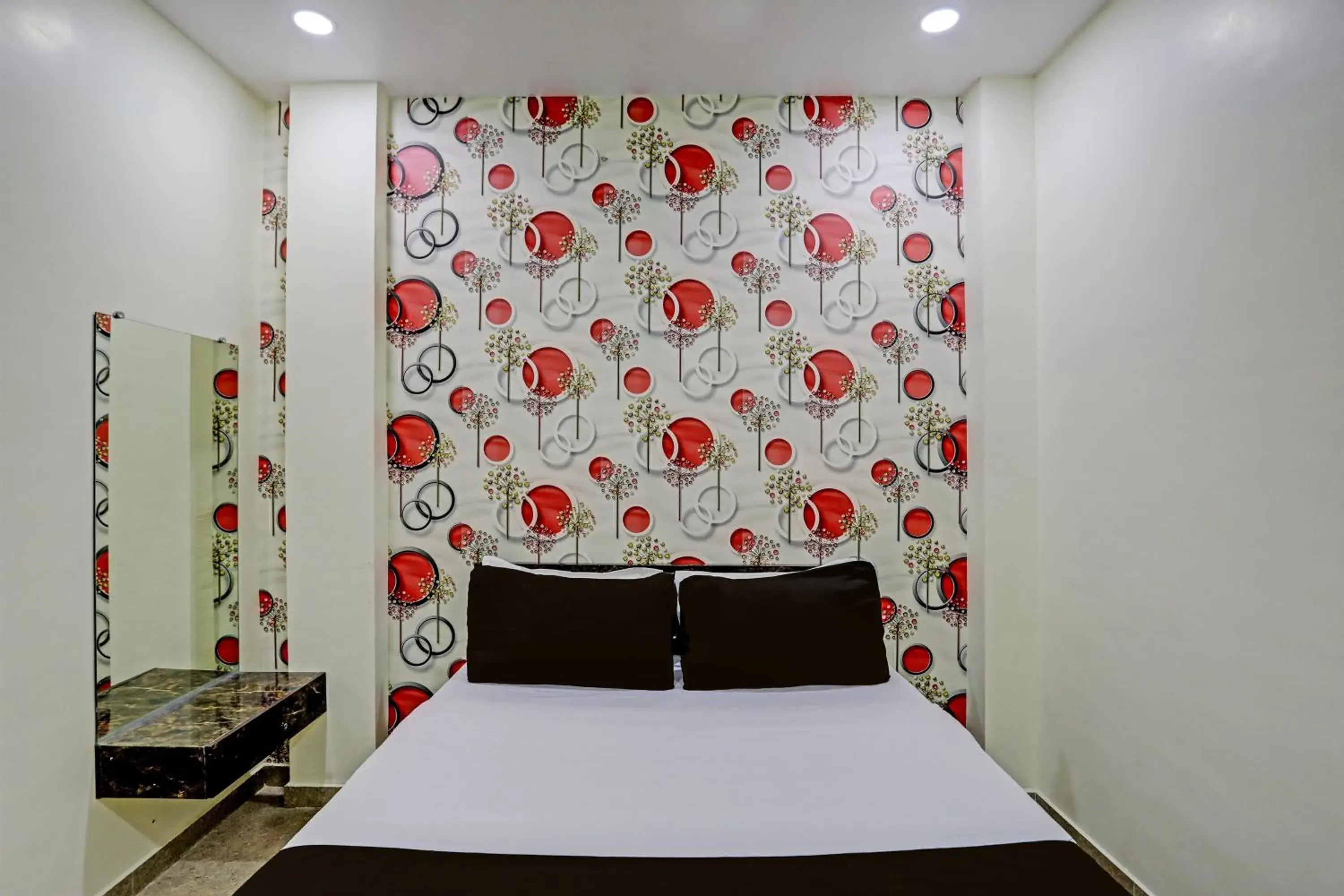 Bedroom, Bed in Hotel O P S Bedroom, Bed in Hotel O P S