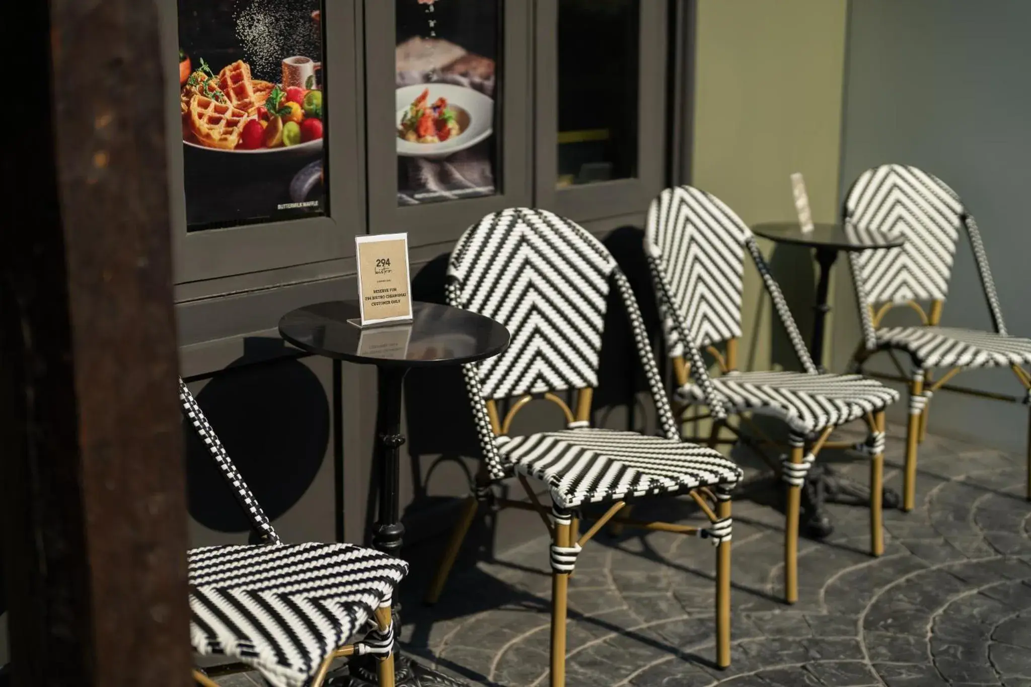 Restaurant/places to eat in Shamrock Chiangmai Hotel-Adult Only Restaurant/places to eat in Shamrock Chiangmai Hotel-Adult Only