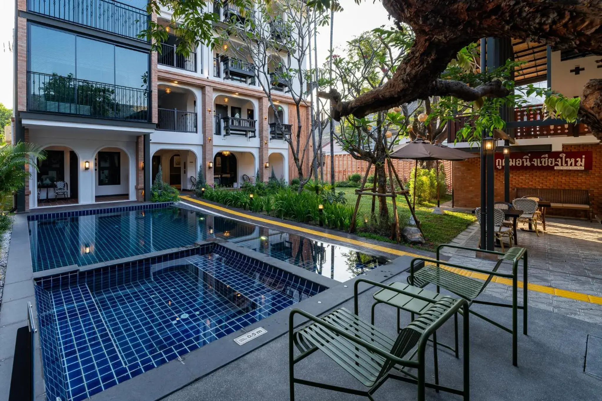Pool view in Shamrock Chiangmai Hotel-Adult Only Pool view in Shamrock Chiangmai Hotel-Adult Only