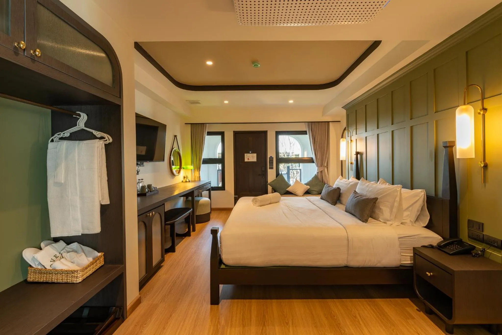 Bedroom, Bed in Shamrock Chiangmai Hotel-Adult Only