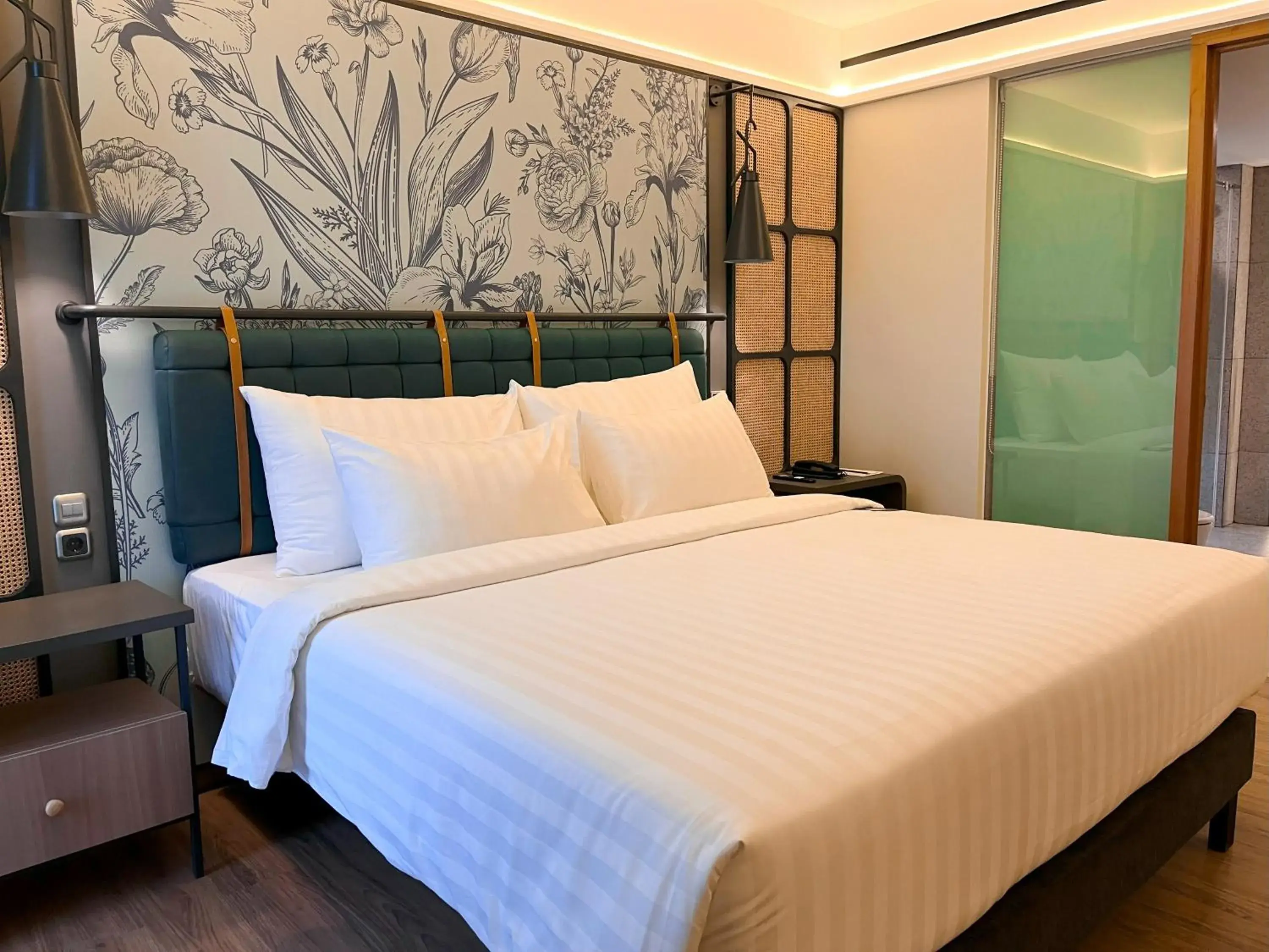 Bed in Luminor Hotel Legian Seminyak - Bali Bed in Luminor Hotel Legian Seminyak - Bali