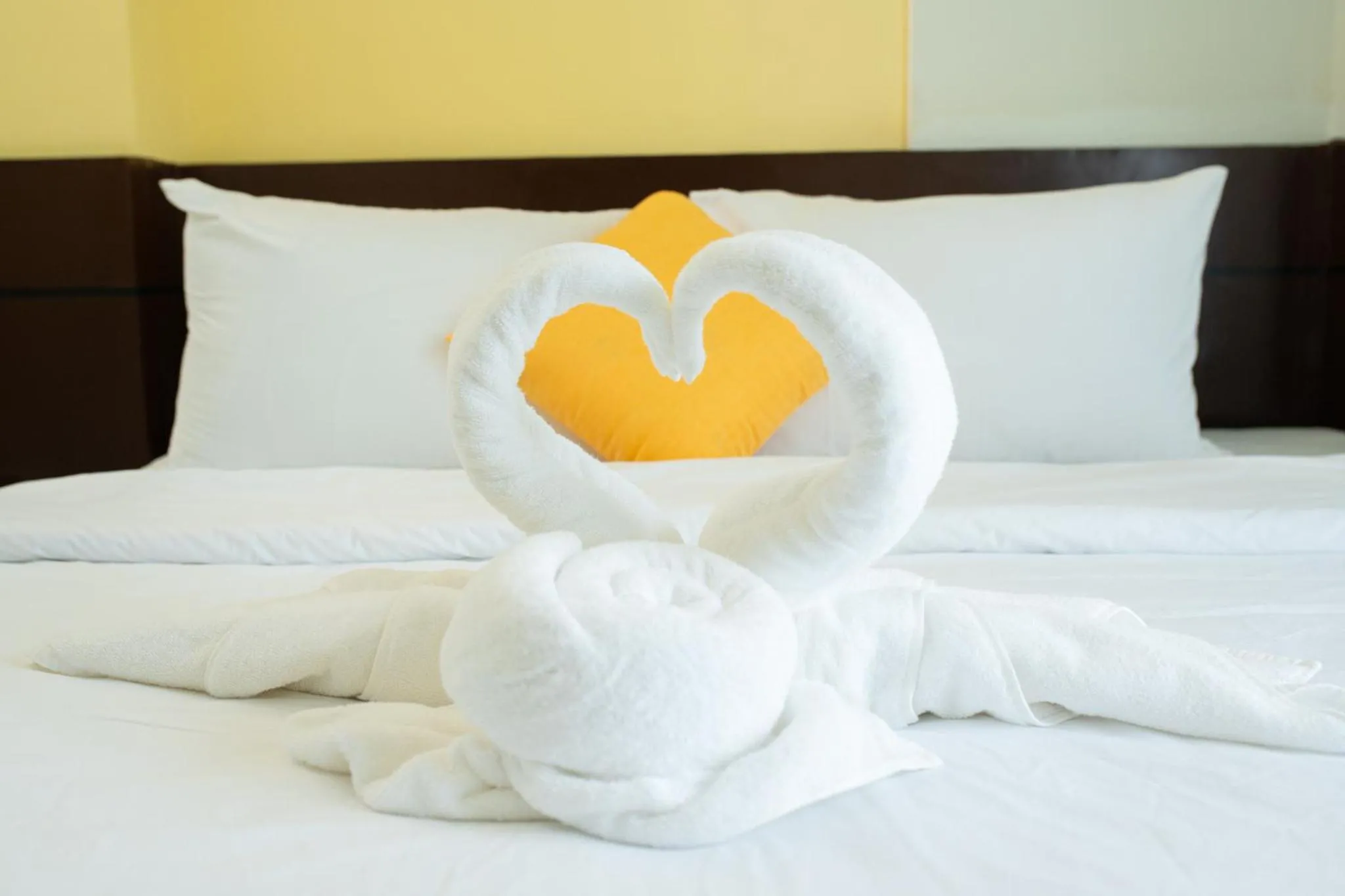 Bed in Bloom Boracay