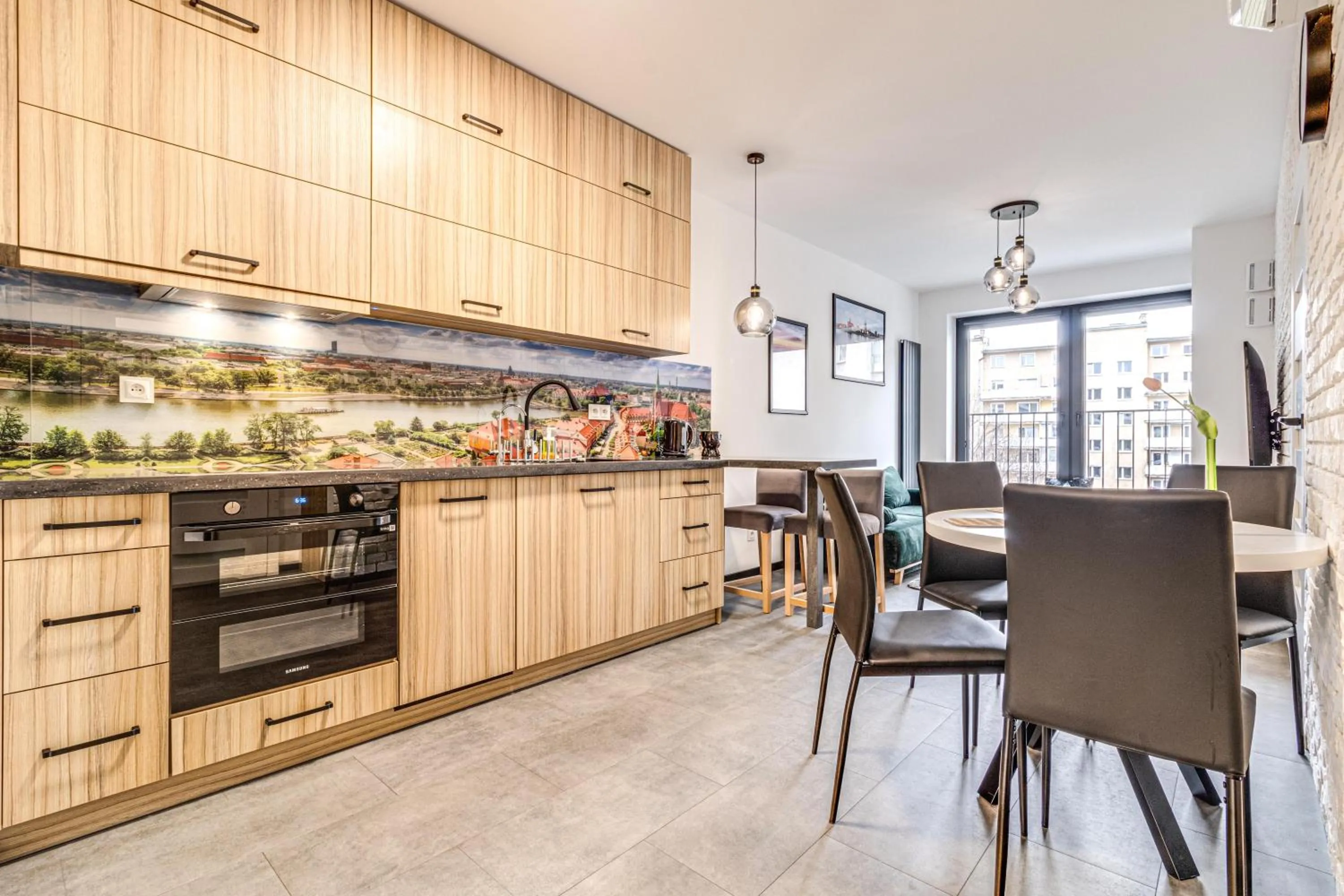 Kitchen or kitchenette in RentPlanet - Apartament Wyszyńskiego