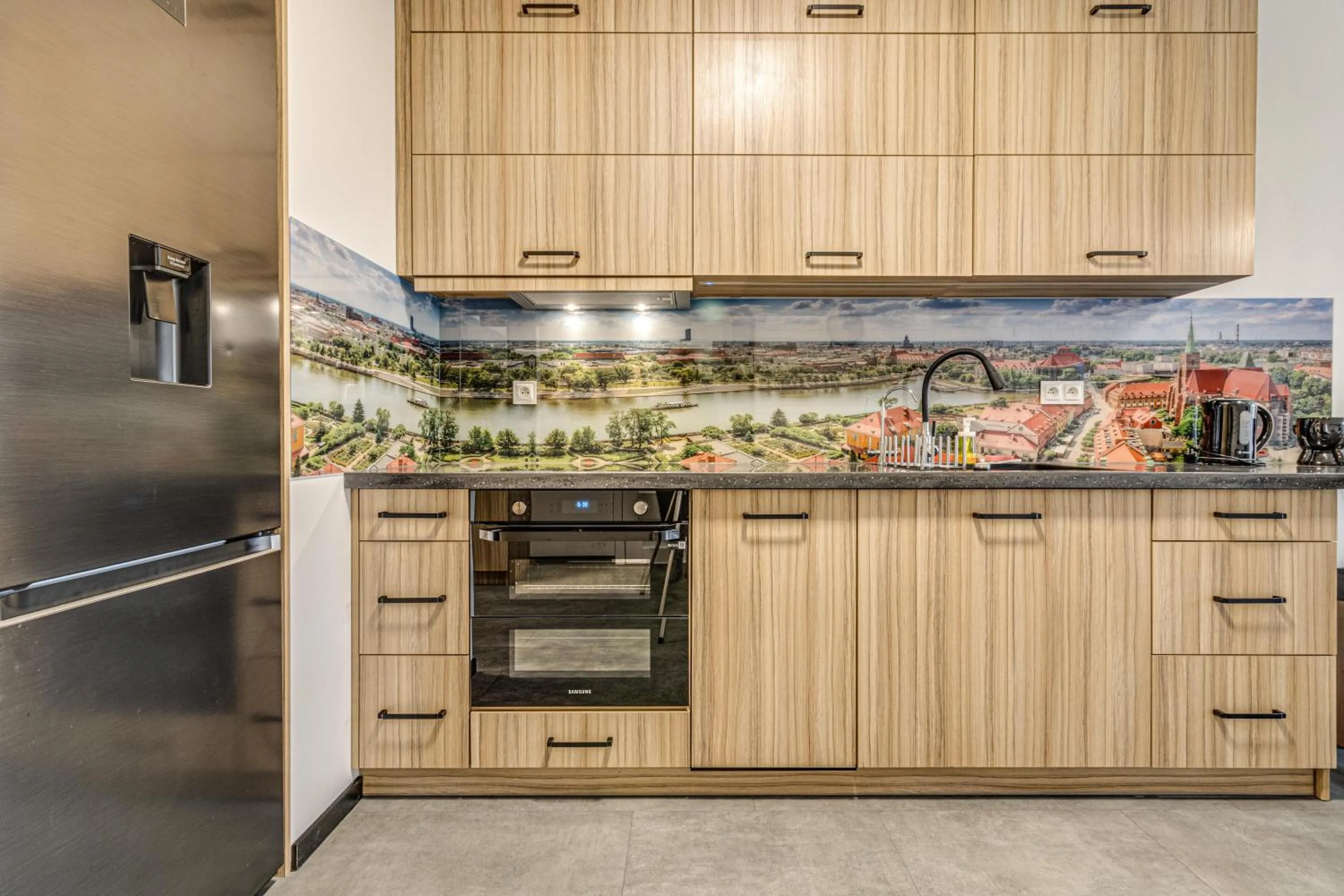 Kitchen or kitchenette in RentPlanet - Apartament Wyszyńskiego