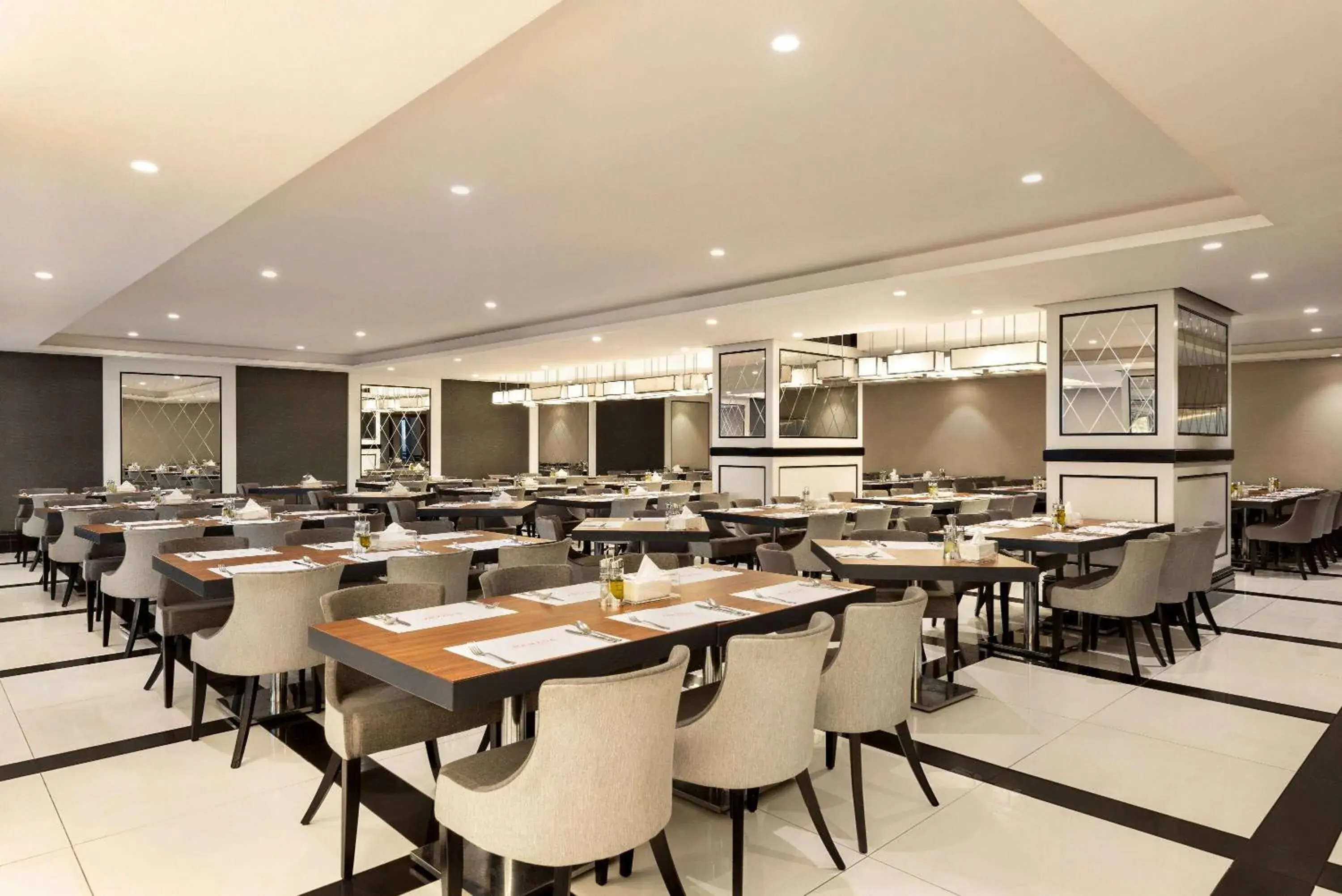 Restaurant/places to eat in Ramada by Wyndham Makkah Zad Al Rawda Restaurant/places to eat in Ramada by Wyndham Makkah Zad Al Rawda