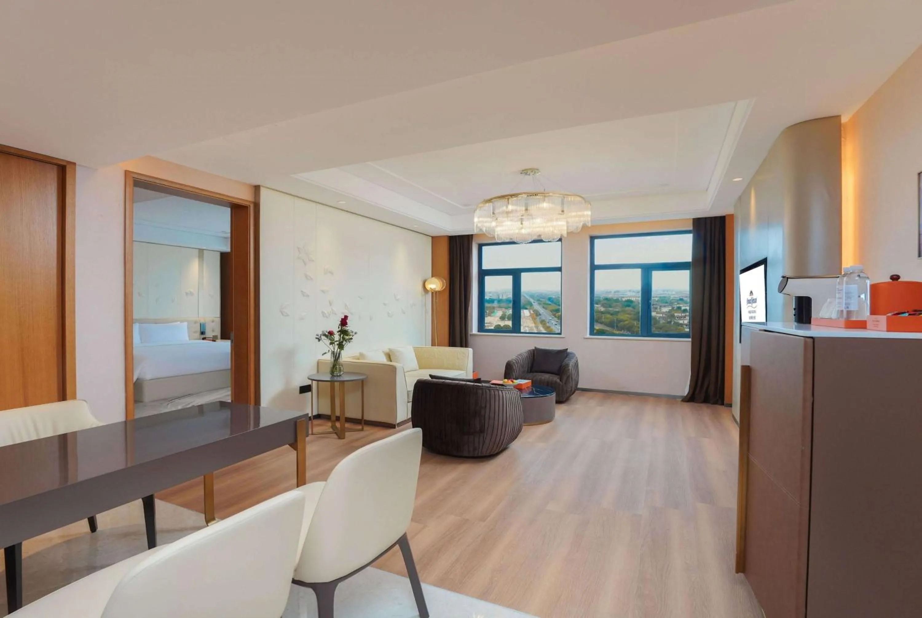 Photo of the whole room in Howard Johnson by Wyndham Huaqiao Plaza Xinyu