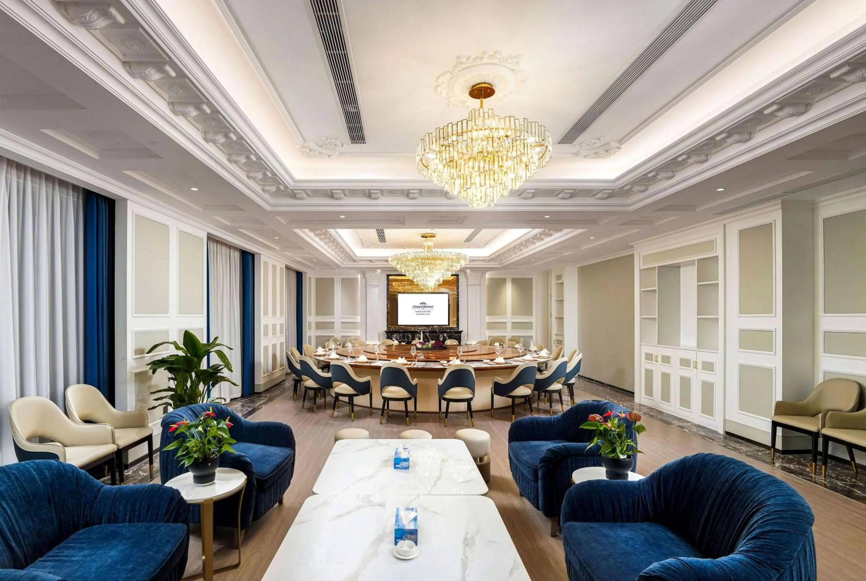 Restaurant/places to eat in Howard Johnson by Wyndham Huaqiao Plaza Xinyu